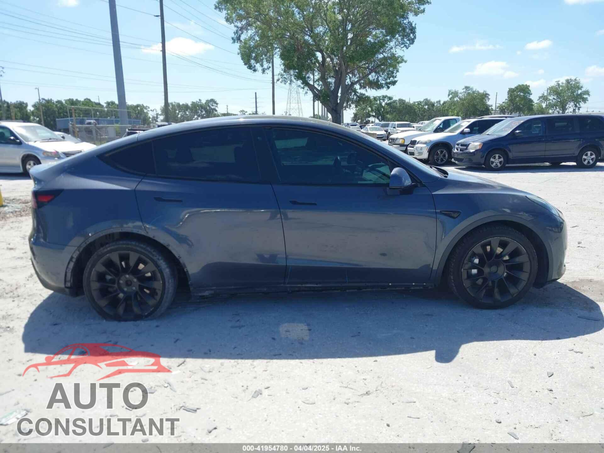 TESLA MODEL Y 2020 - 5YJYGDEF2LF001725