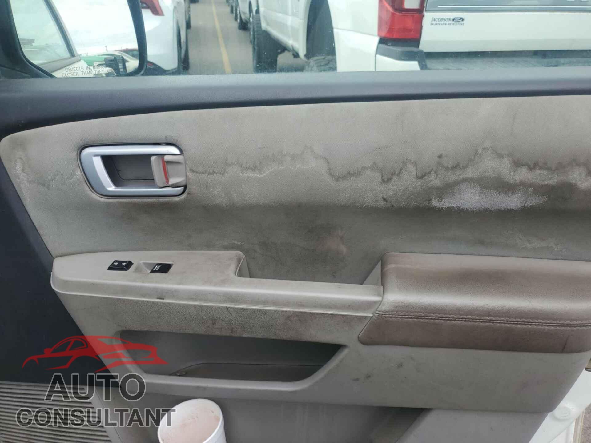 HONDA PILOT 2013 - 5FNYF4H25DB013297