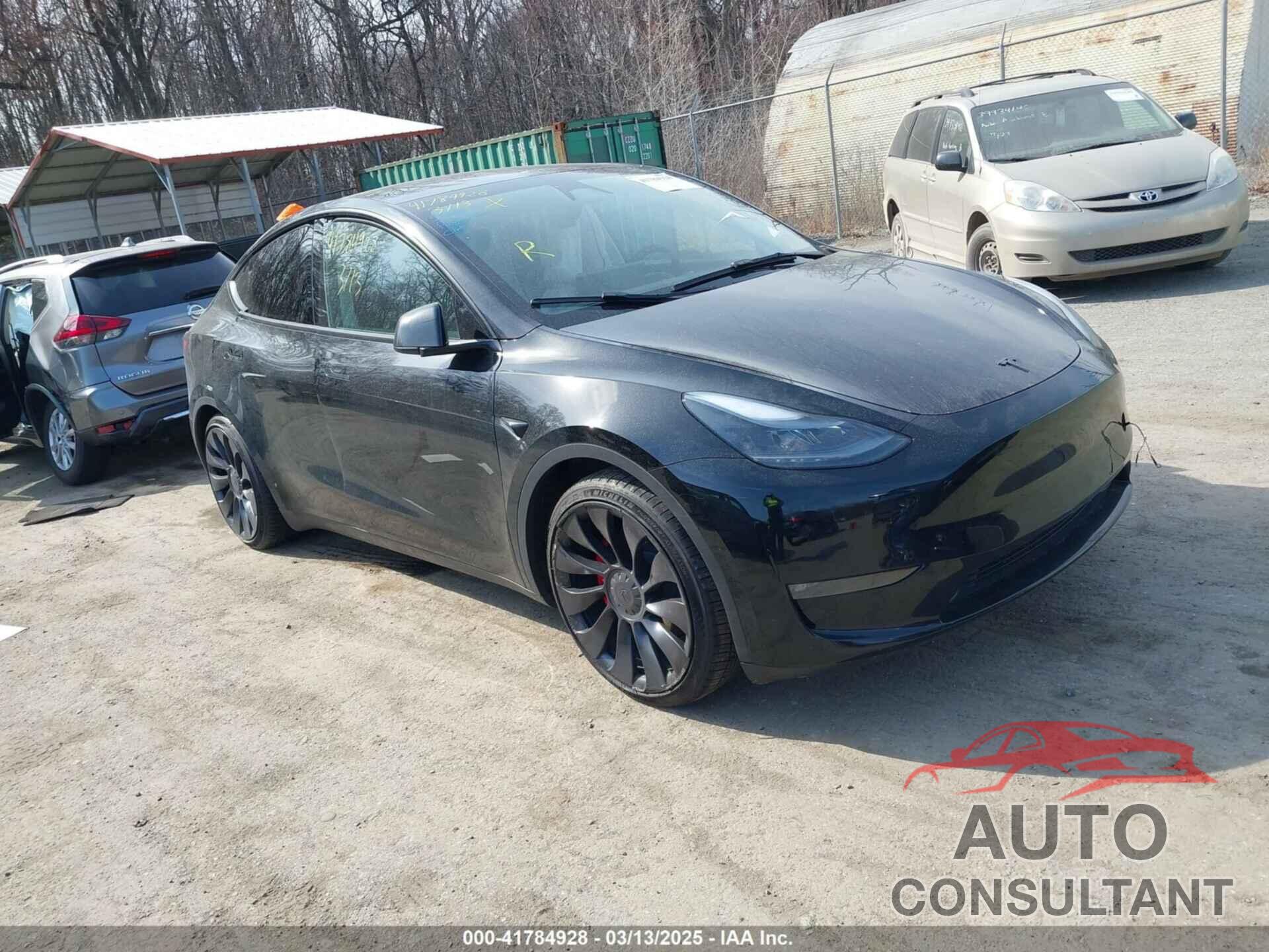 TESLA MODEL Y 2023 - 7SAYGDEF5PF795483