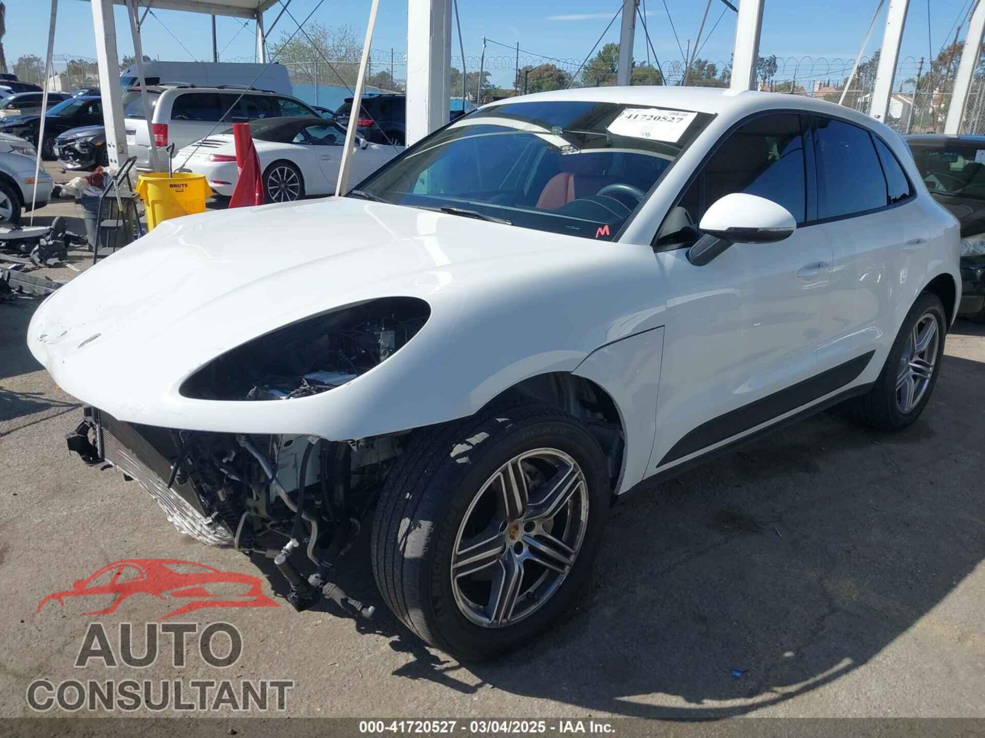 PORSCHE MACAN 2015 - WP1AB2A59FLB72666