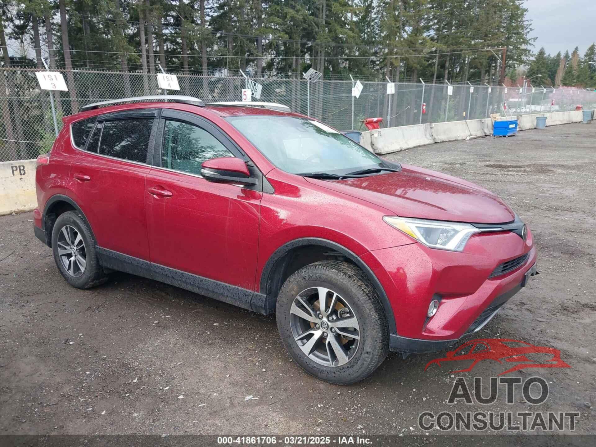 TOYOTA RAV4 2018 - 2T3RFREV5JW725637