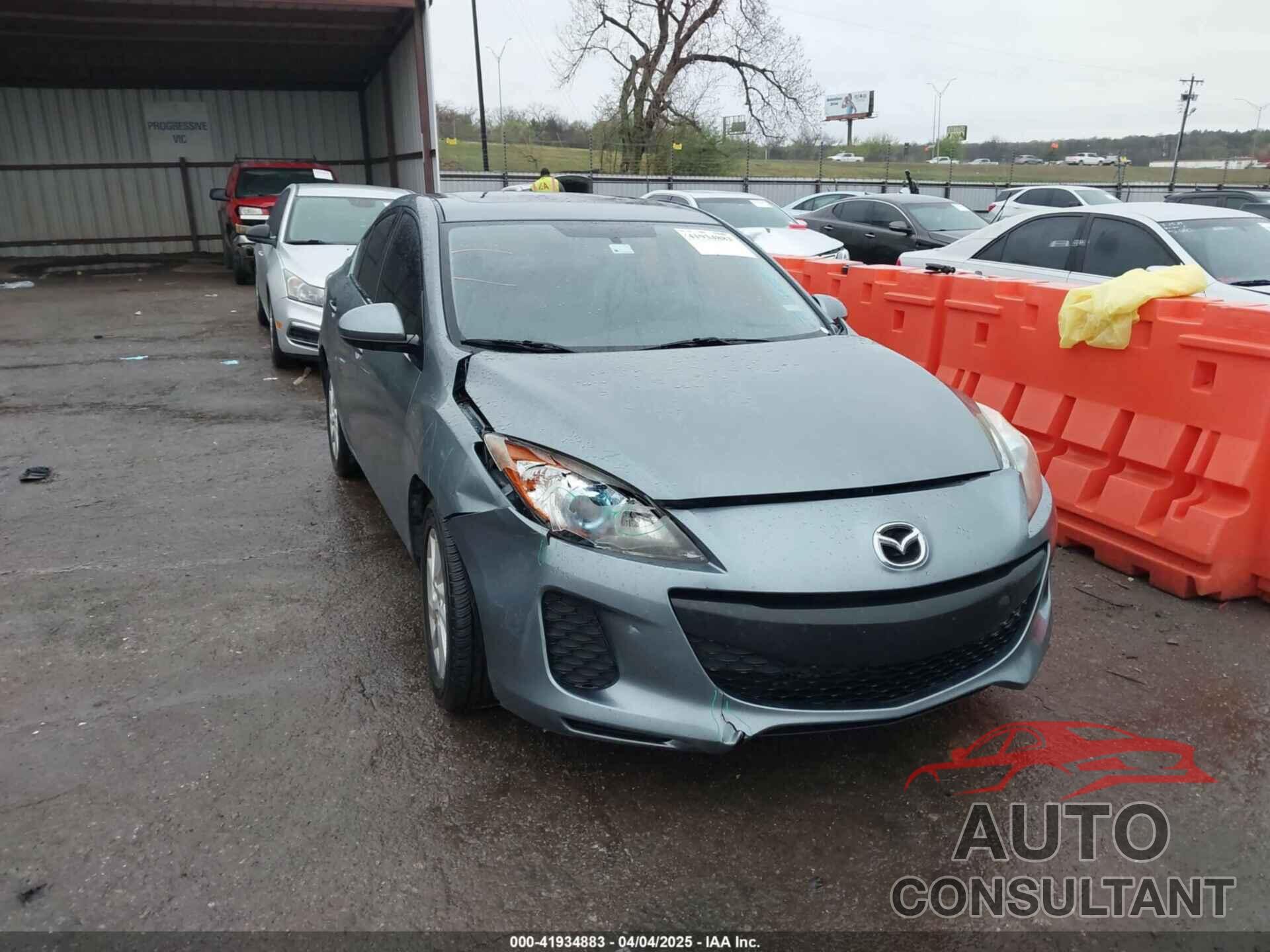 MAZDA MAZDA3 2012 - JM1BL1V77C1574038
