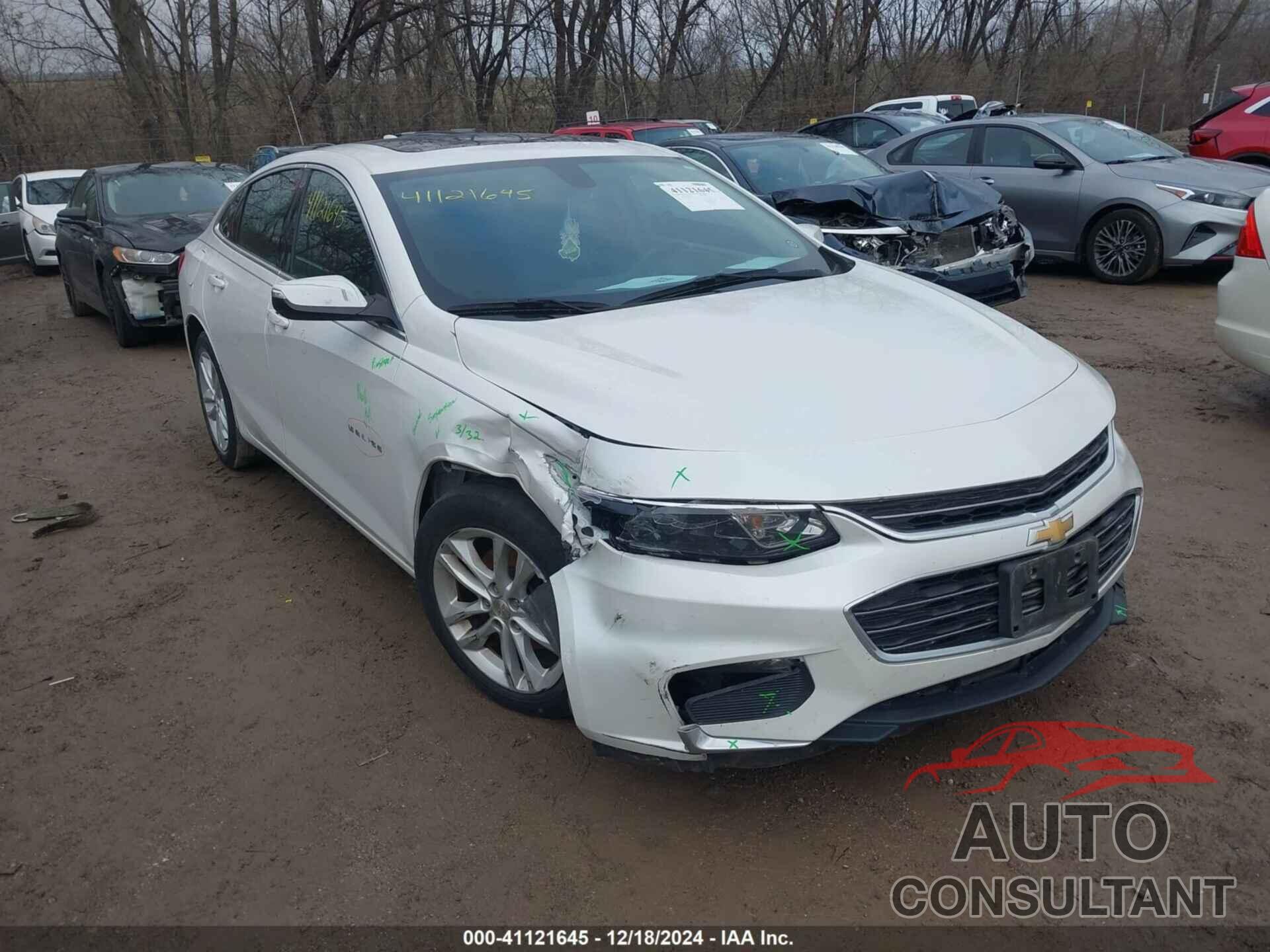 CHEVROLET MALIBU 2017 - 1G1ZE5ST1HF192785