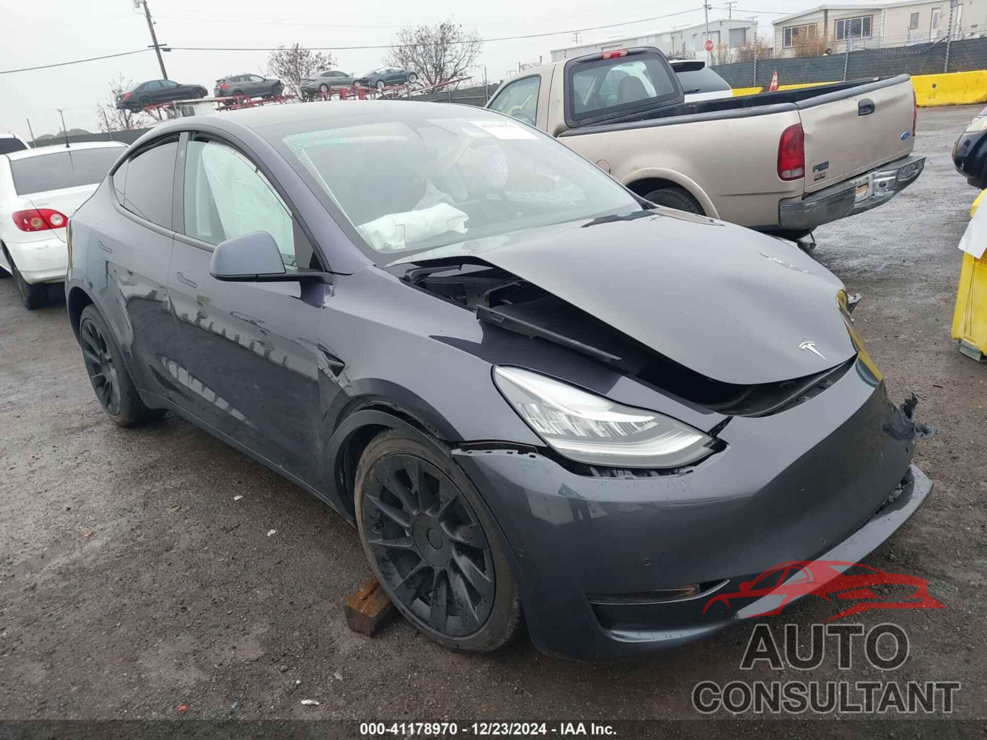 TESLA MODEL Y 2022 - 7SAYGDEE5NF344445