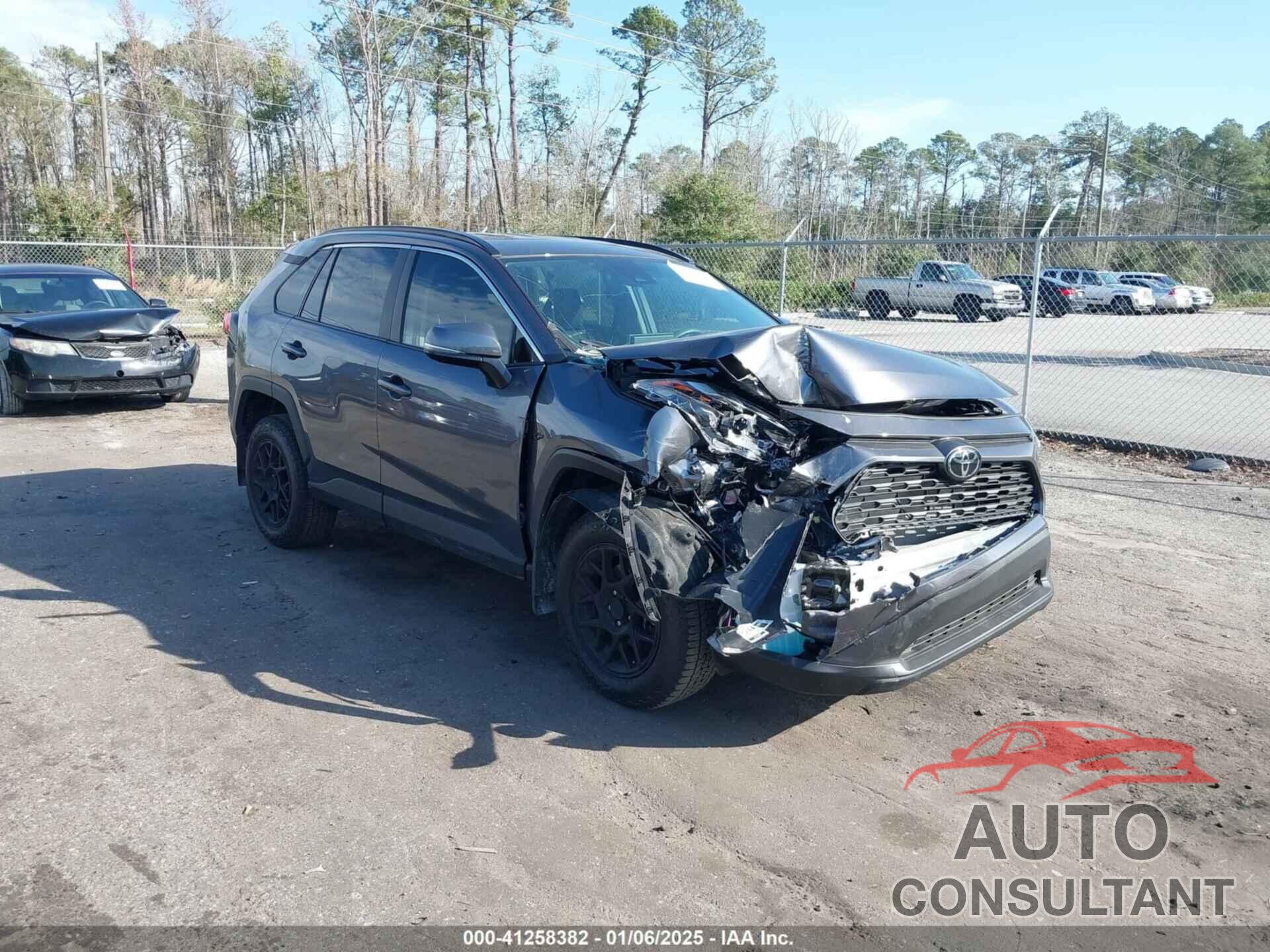 TOYOTA RAV4 2024 - 2T3W1RFV4RC292759