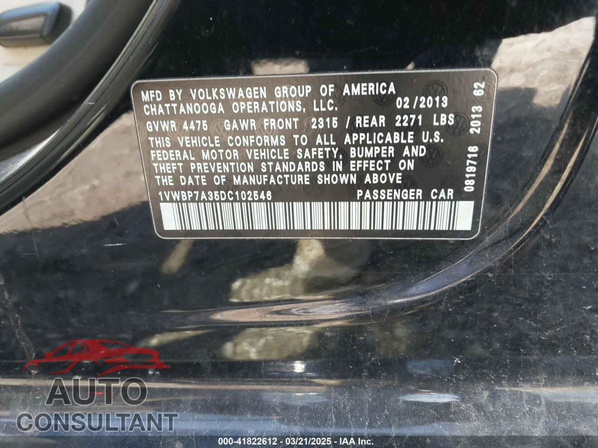 VOLKSWAGEN PASSAT 2013 - 1VWBP7A35DC102546