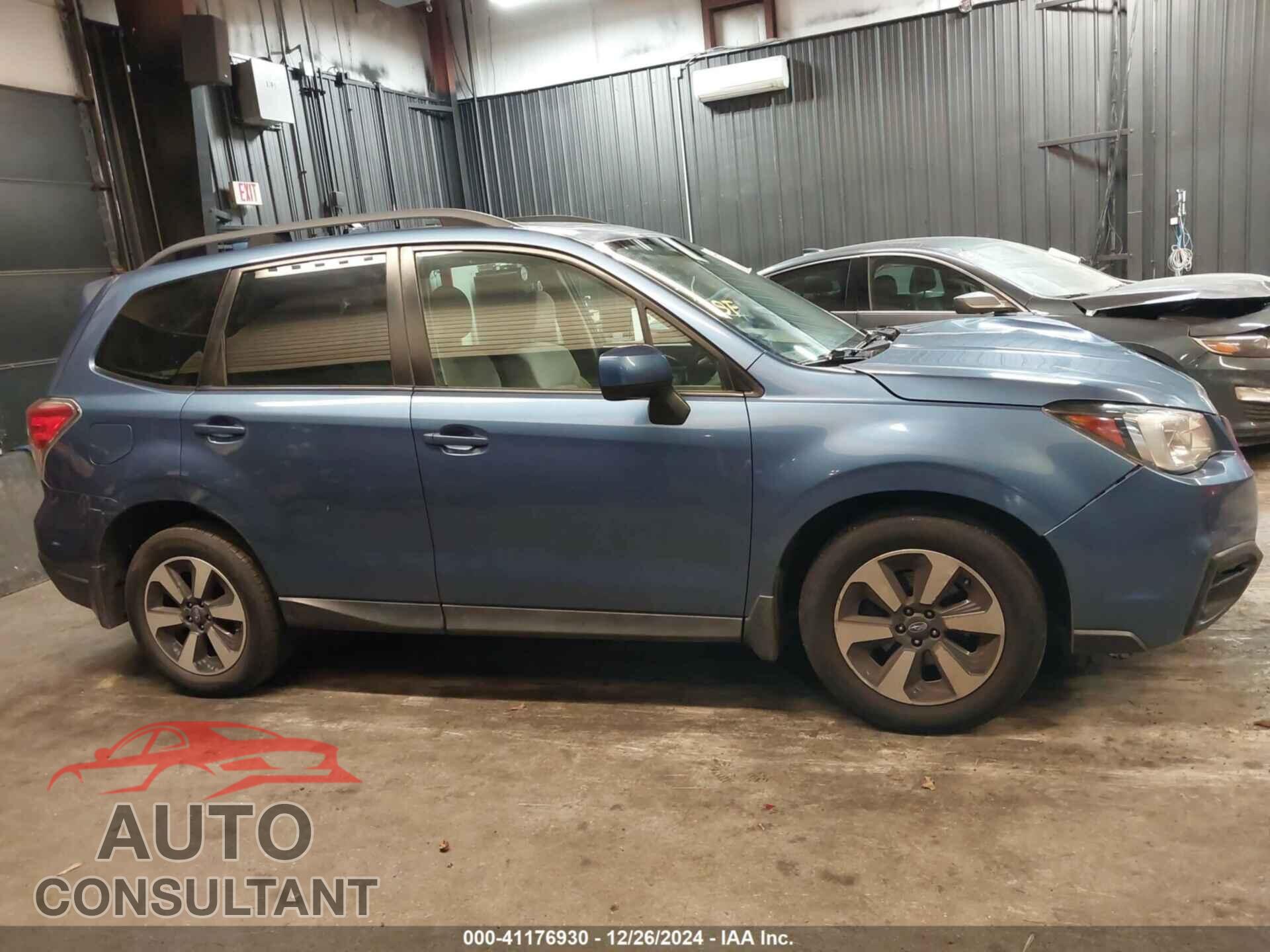 SUBARU FORESTER 2017 - JF2SJAEC5HH496572