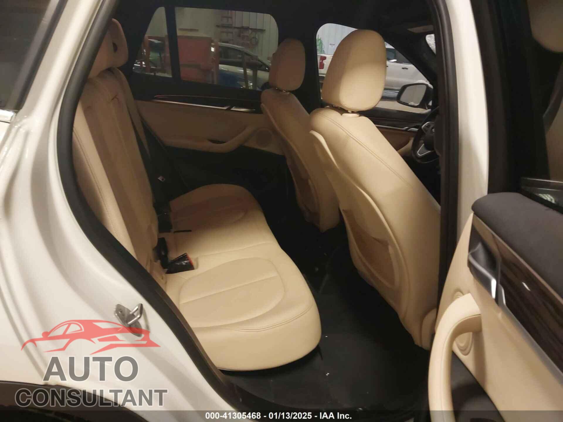BMW X1 2017 - WBXHT3C39H5F84663