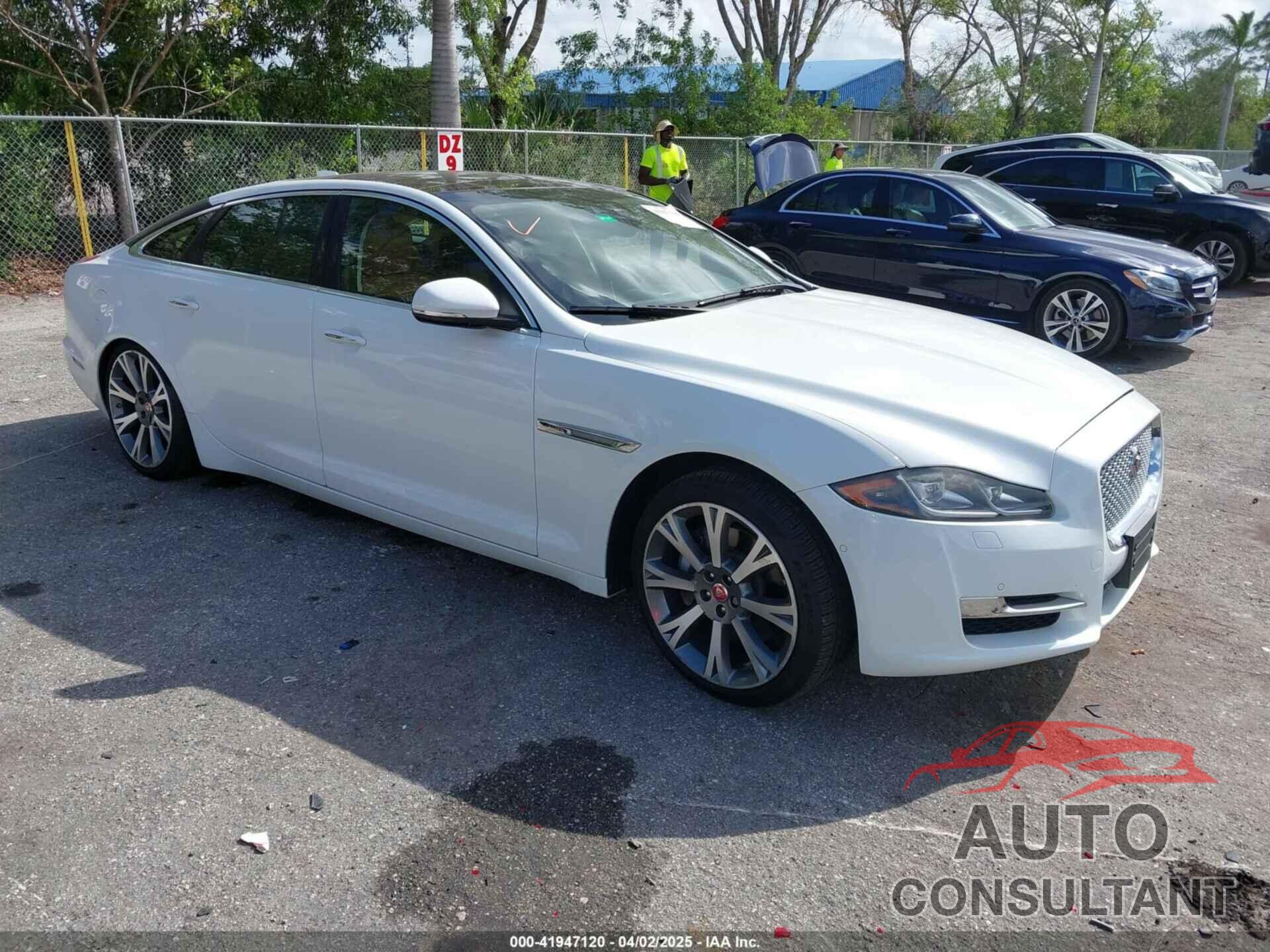 JAGUAR XJ 2019 - SAJWJ2GD4K8W19640