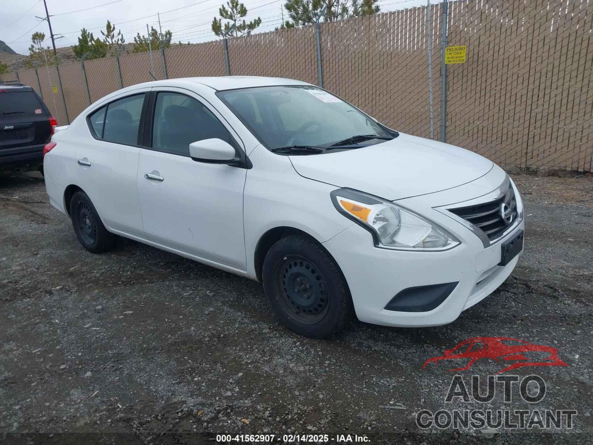 NISSAN VERSA 2018 - 3N1CN7AP4JK410056