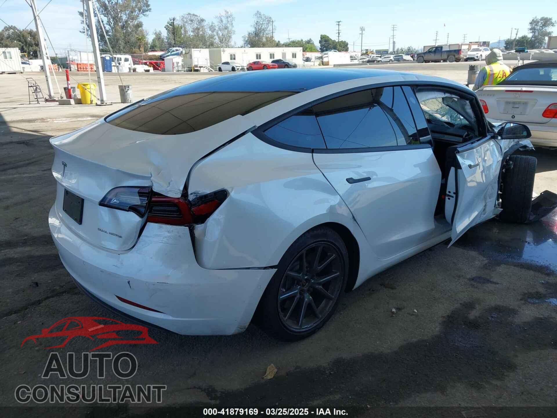 TESLA MODEL 3 2018 - 5YJ3E1EB3JF187543