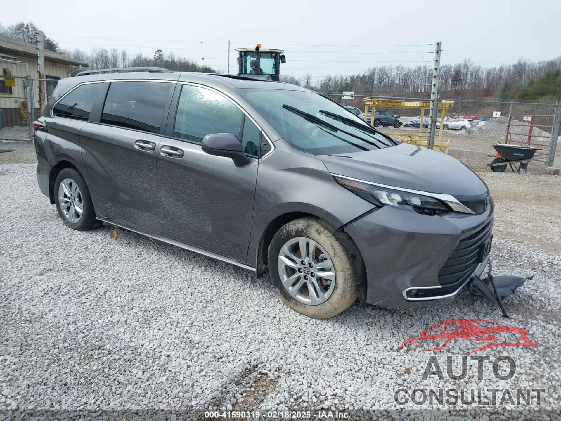 TOYOTA SIENNA 2024 - 5TDJSKFC7RS116348