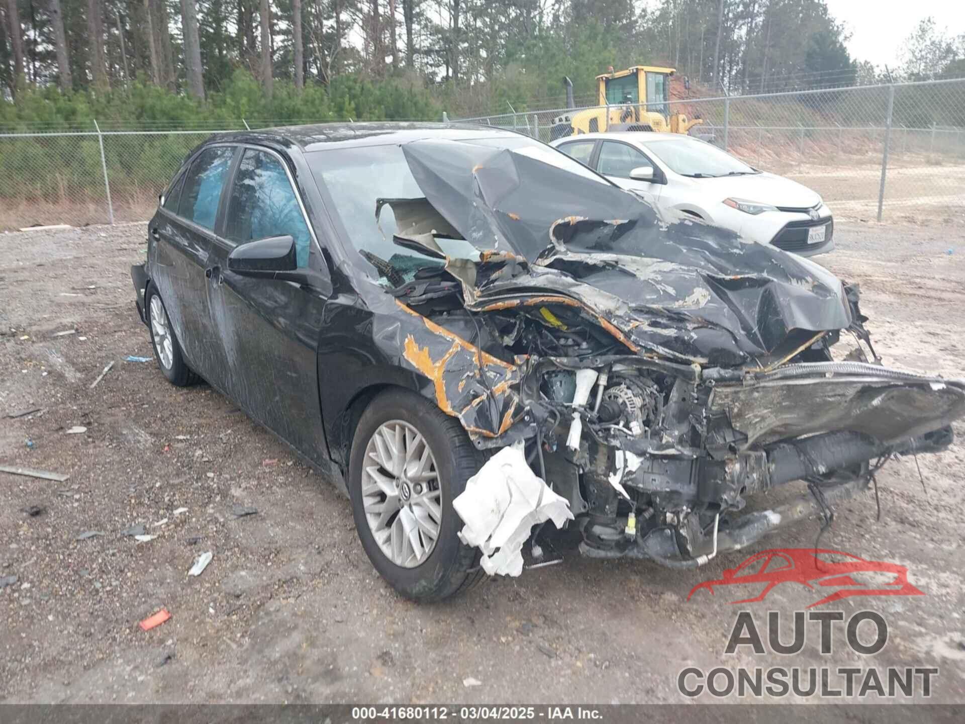 TOYOTA CAMRY 2016 - 4T4BF1FK3GR537648