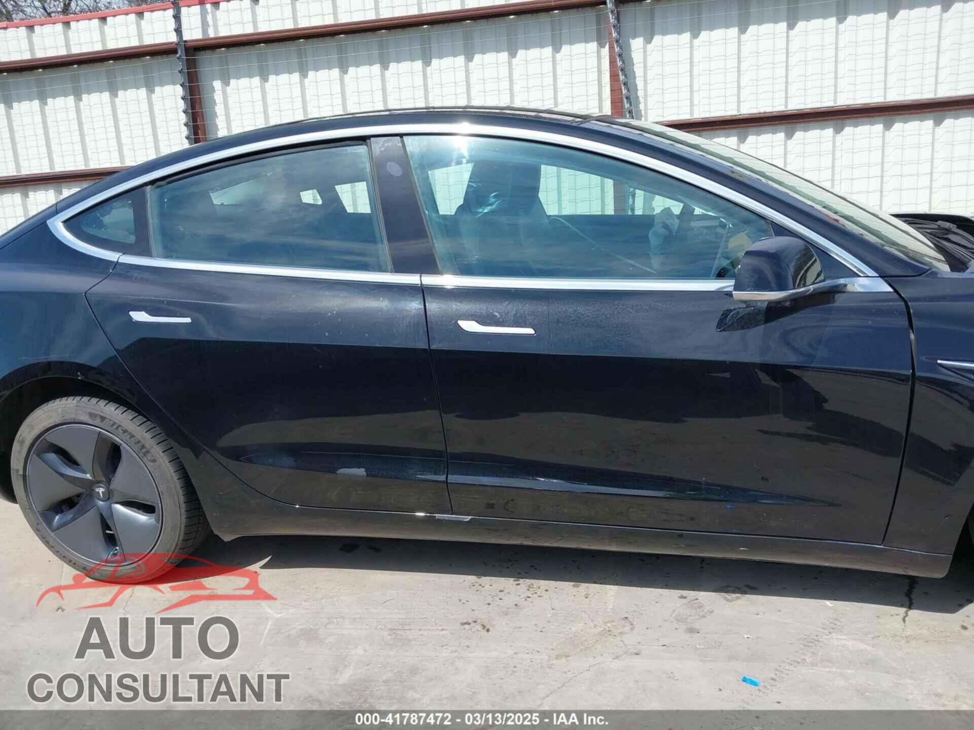 TESLA MODEL 3 2018 - 5YJ3E1EA2JF152709