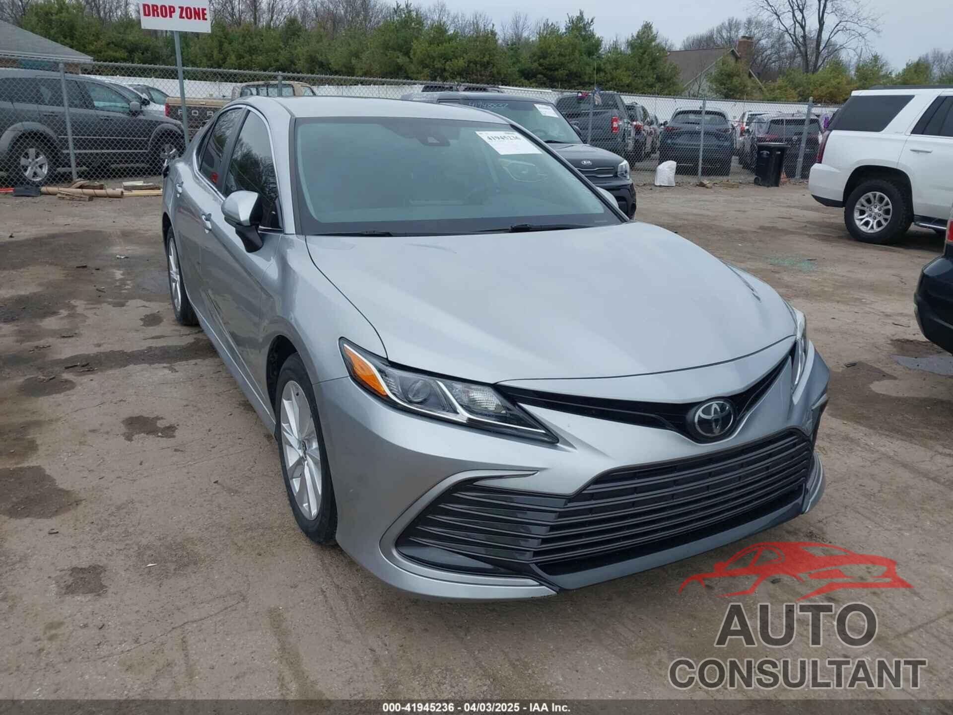TOYOTA CAMRY 2023 - 4T1C11AK7PU101857