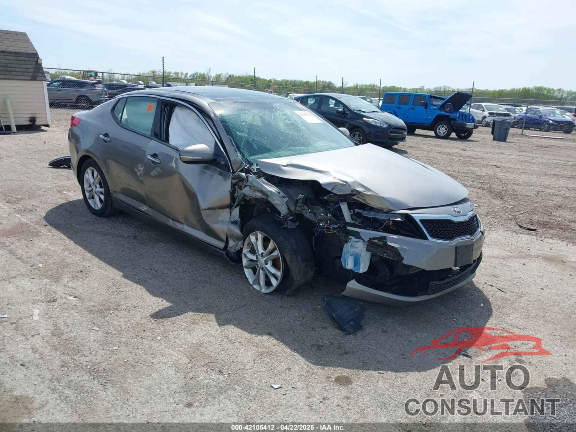 KIA OPTIMA 2013 - 5XXGN4A75DG100750
