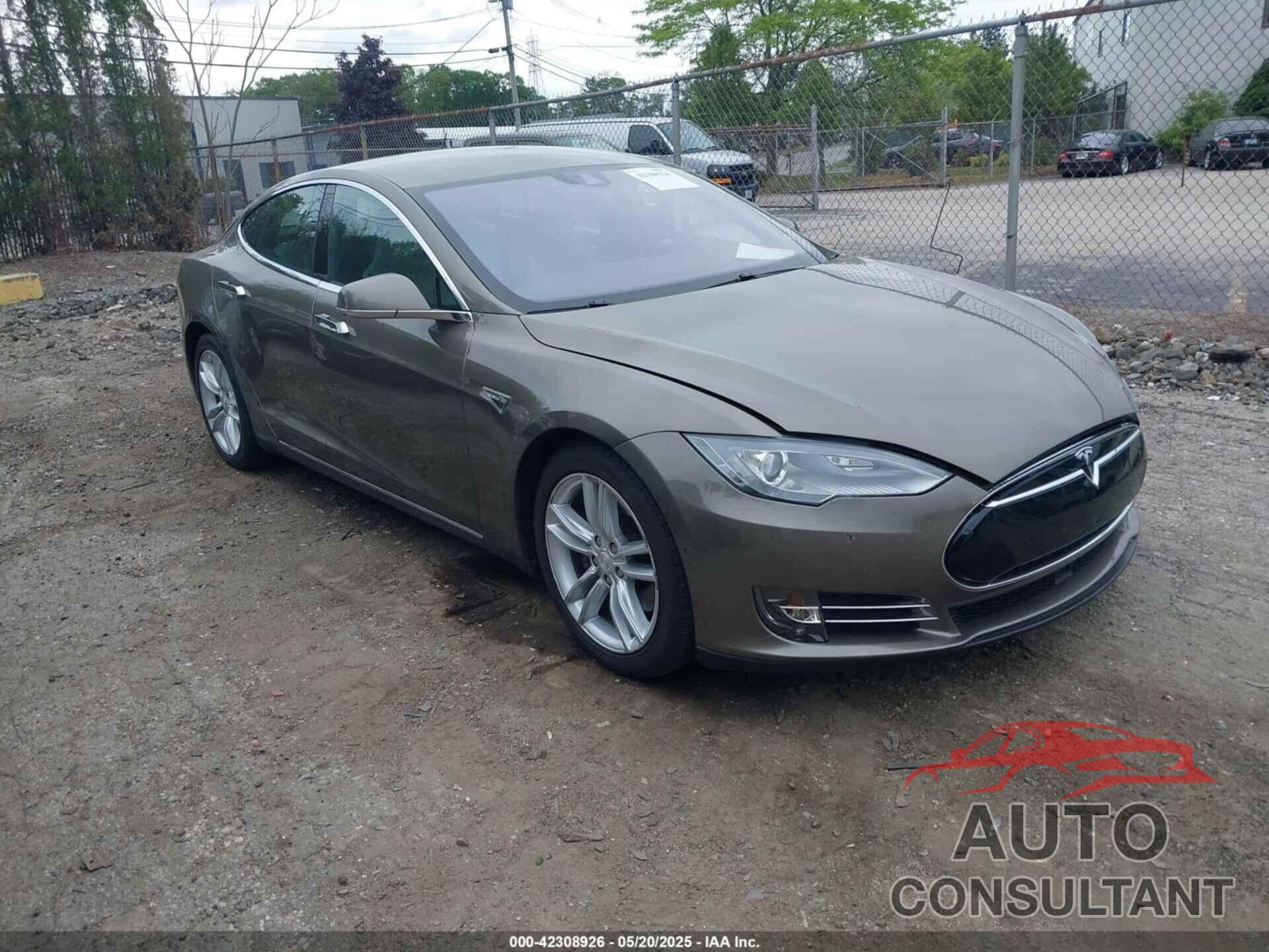 TESLA MODEL S 2015 - 5YJSA1E29FF110528