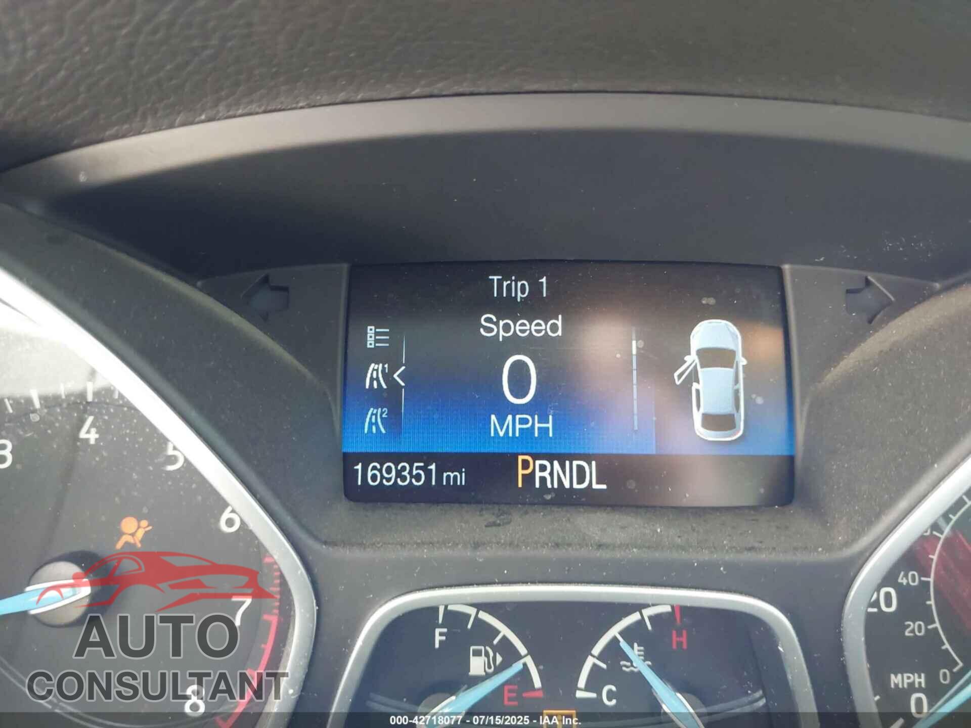 FORD FOCUS 2016 - 1FADP3E23GL294694