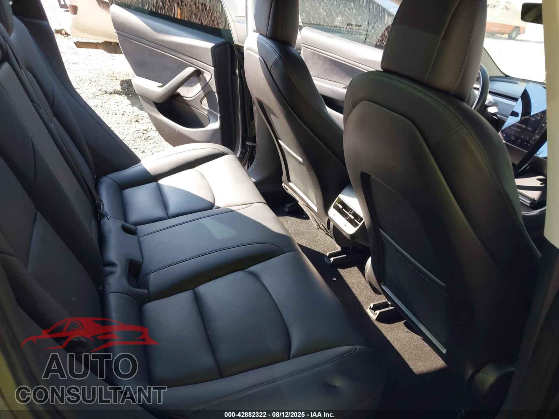 TESLA MODEL 3 2018 - 5YJ3E1EA4JF154896