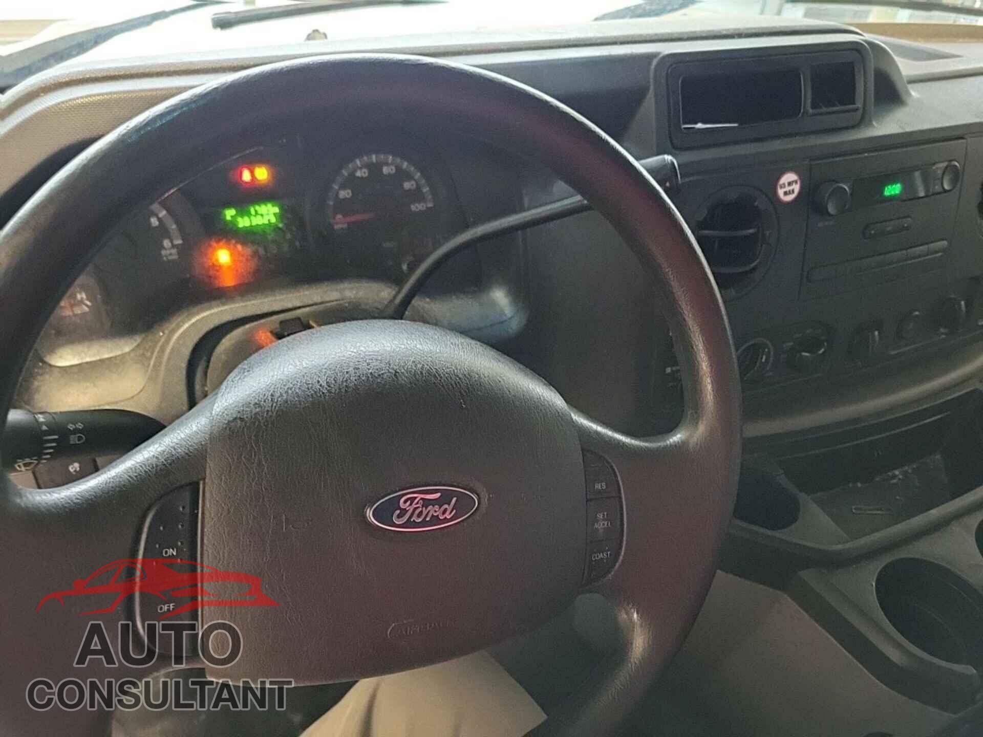 FORD ECONOLINE 2013 - 1FBNE3BL0DDA52652