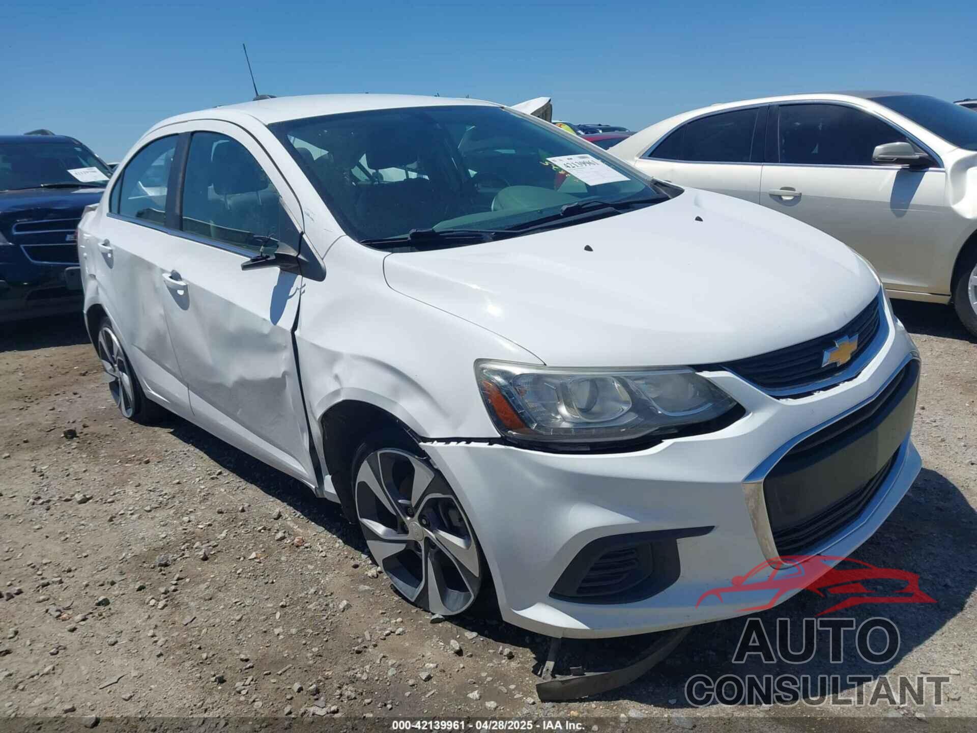 CHEVROLET SONIC 2017 - 1G1JF5SB5H4101112
