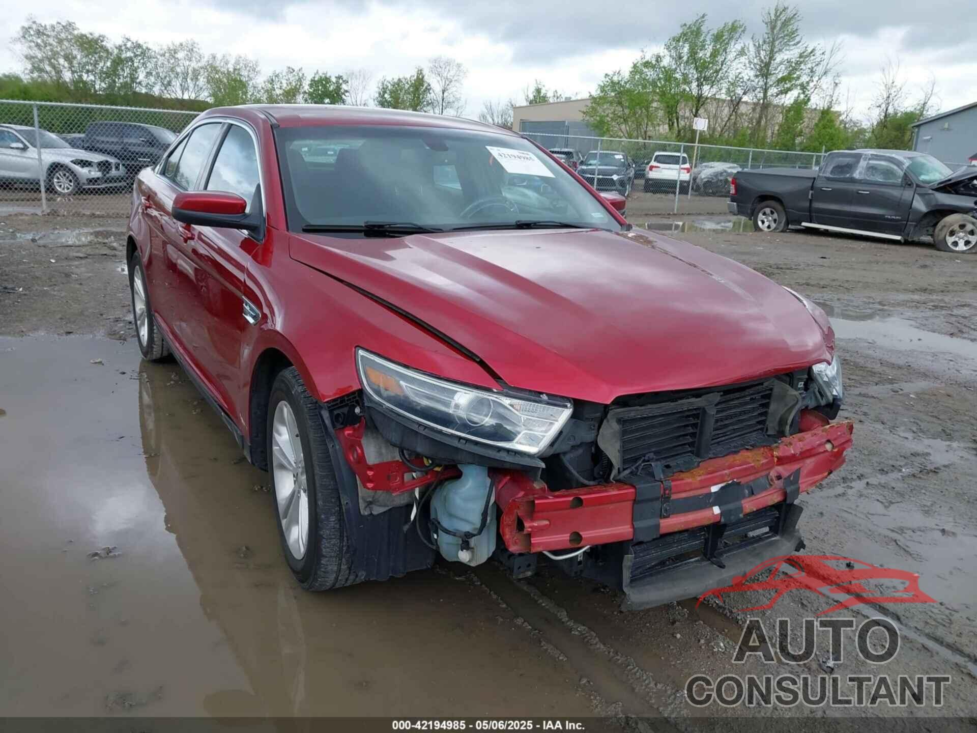 FORD TAURUS 2018 - 1FAHP2E85JG124997