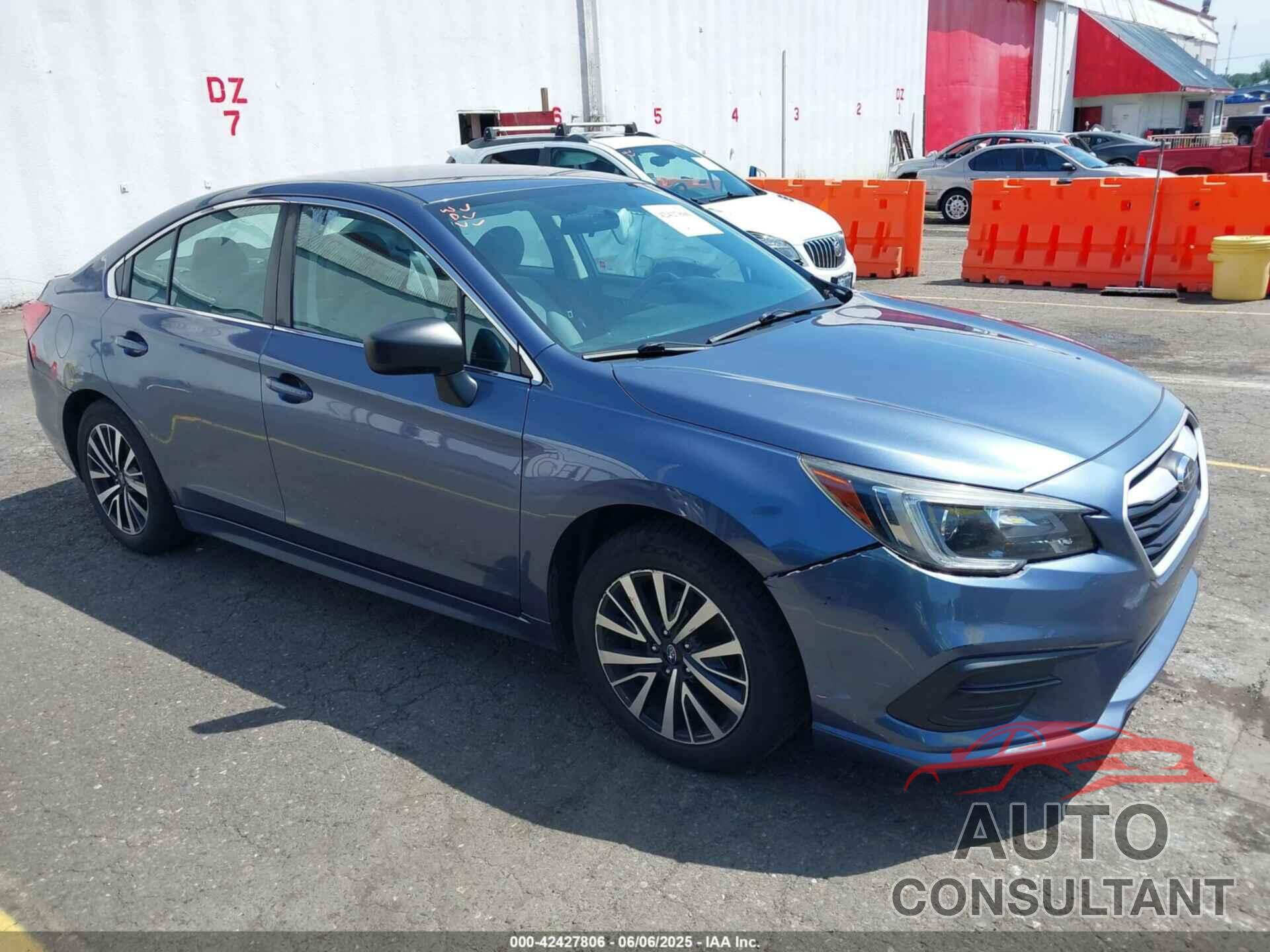 SUBARU LEGACY 2018 - 4S3BNAB60J3004583