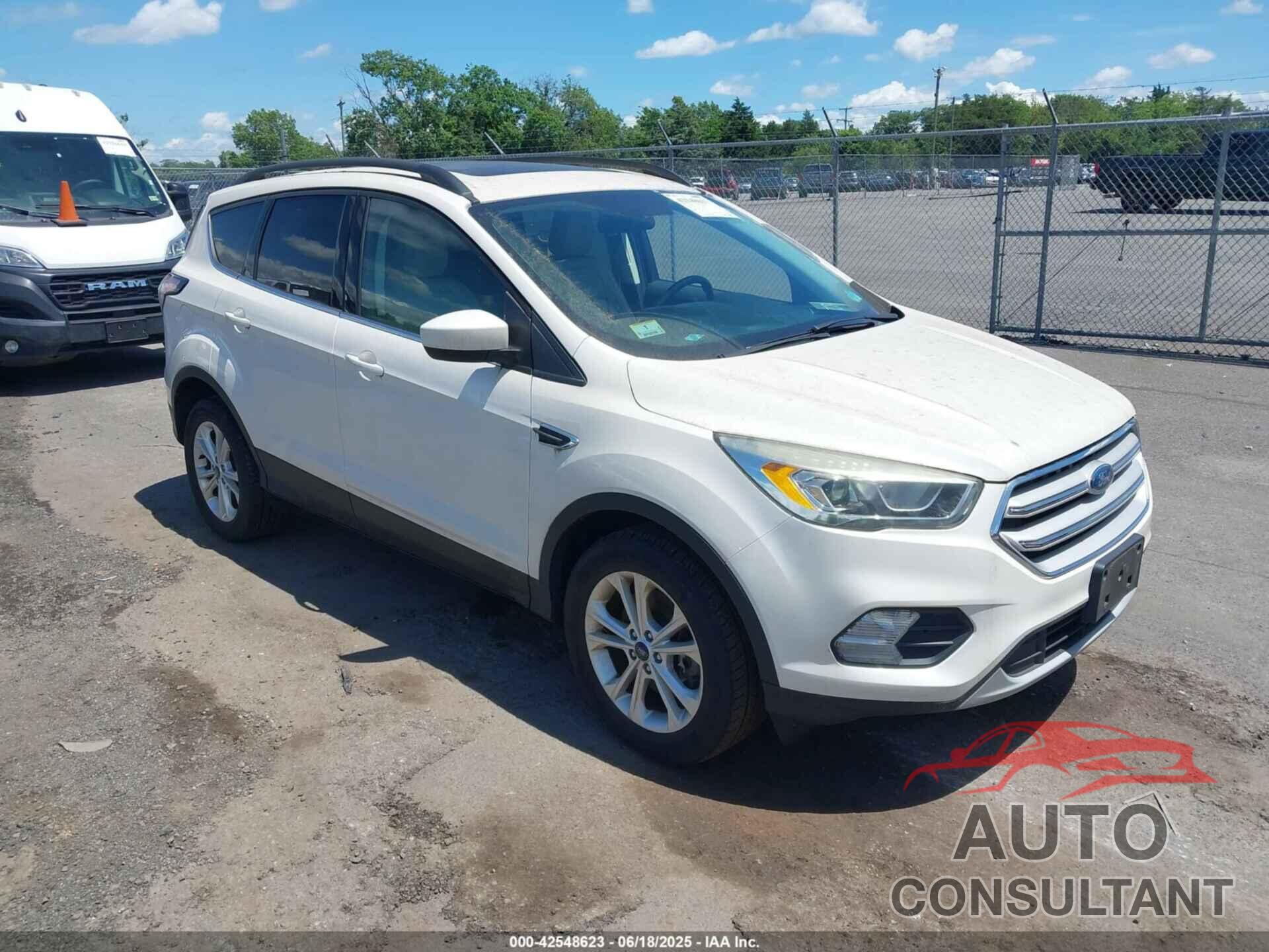 FORD ESCAPE 2018 - 1FMCU9HD9JUA87724