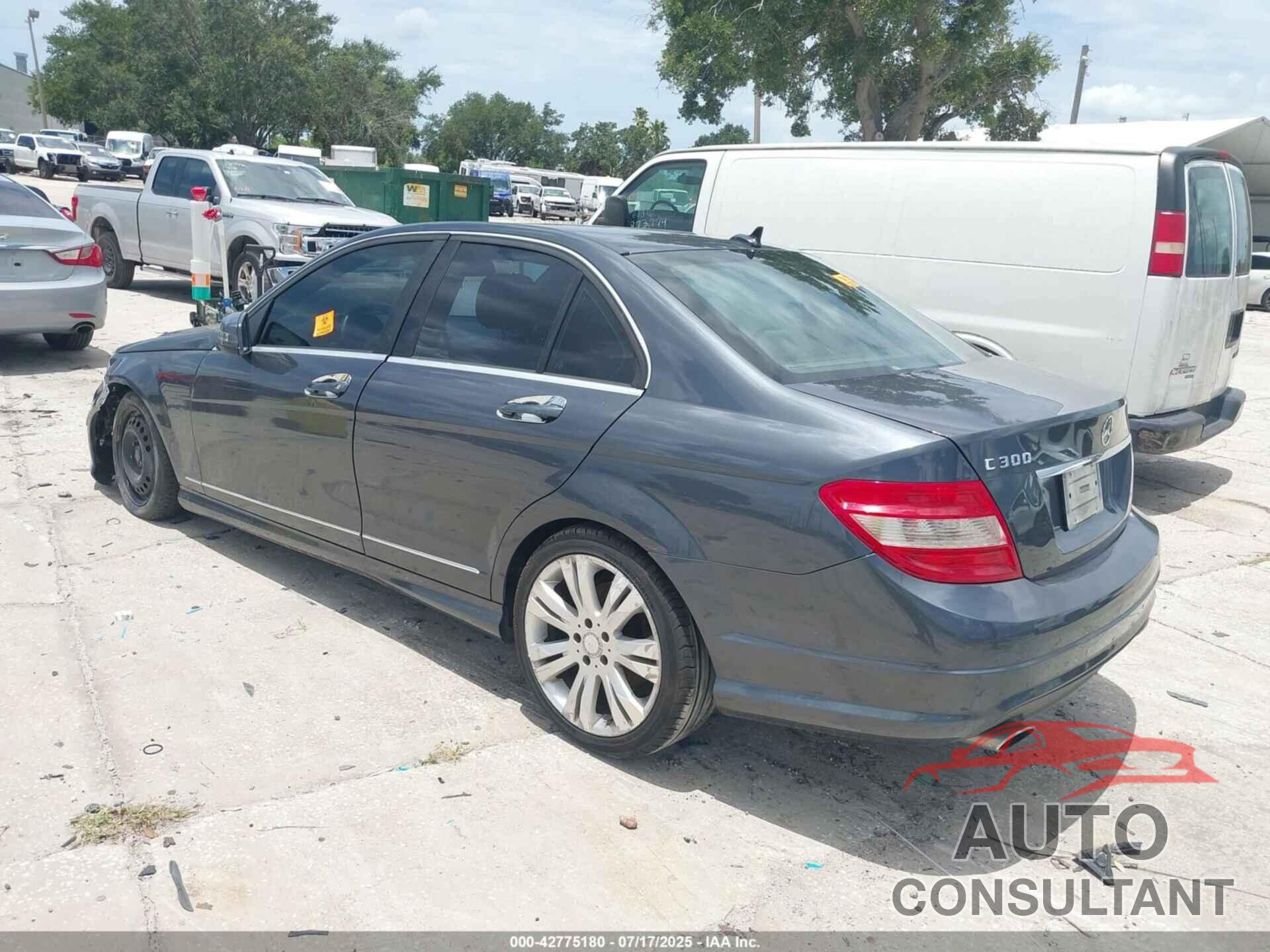 MERCEDES-BENZ C 300 2010 - WDDGF5EB9AR097528