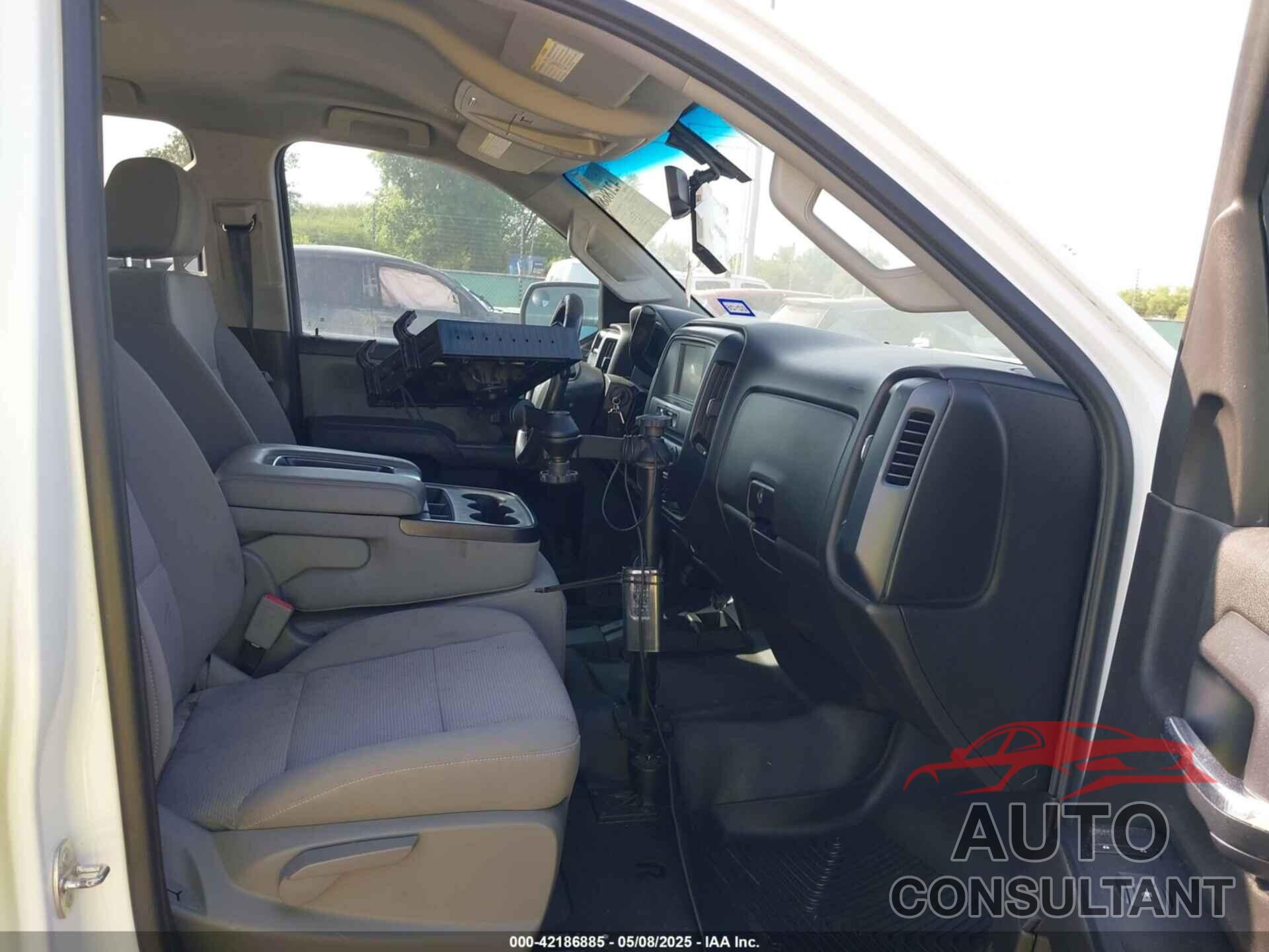 CHEVROLET SILVERADO 2500HD 2018 - 1GC2KUEG8JZ244945