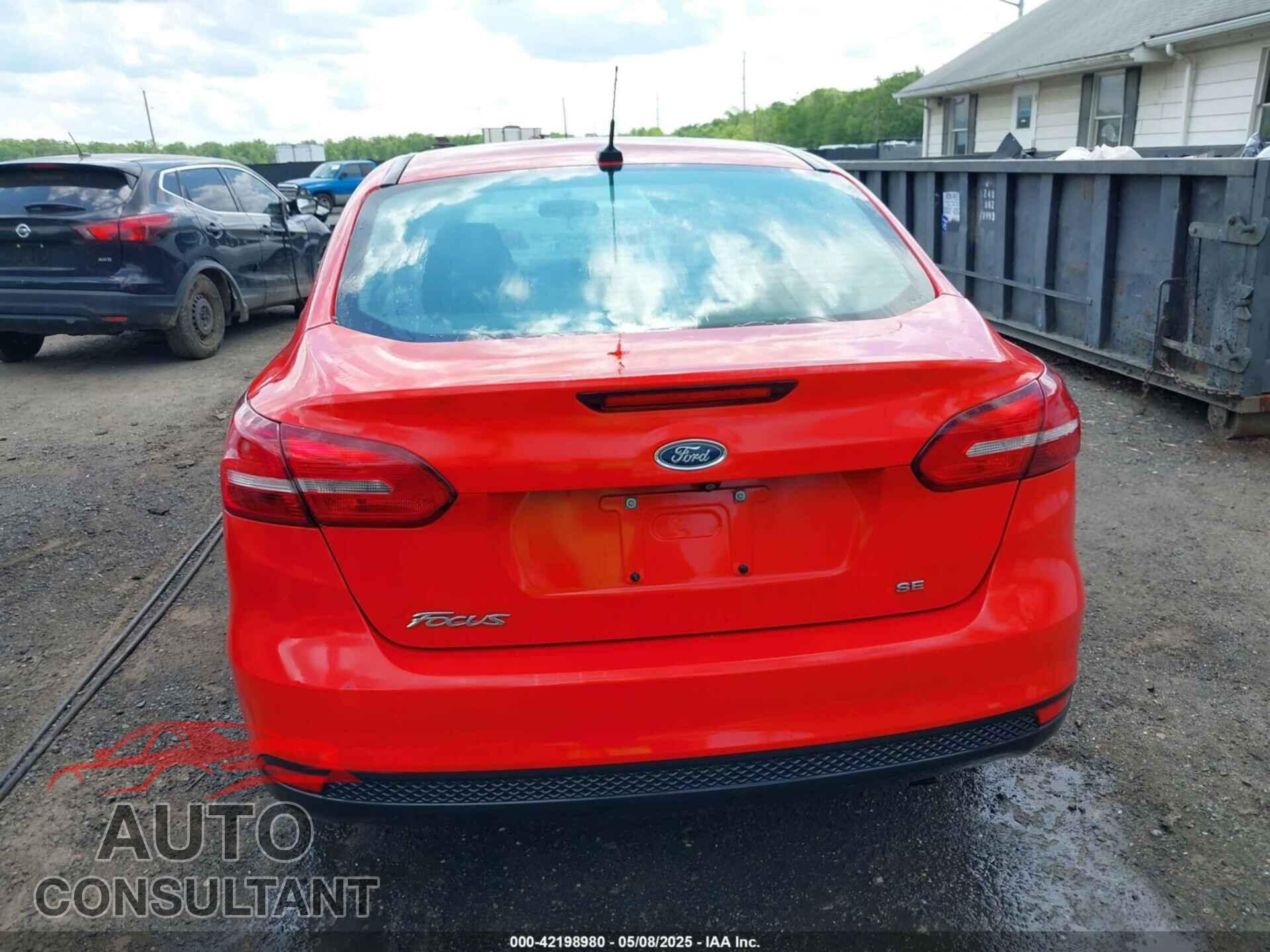 FORD FOCUS 2016 - 1FADP3F28GL323606