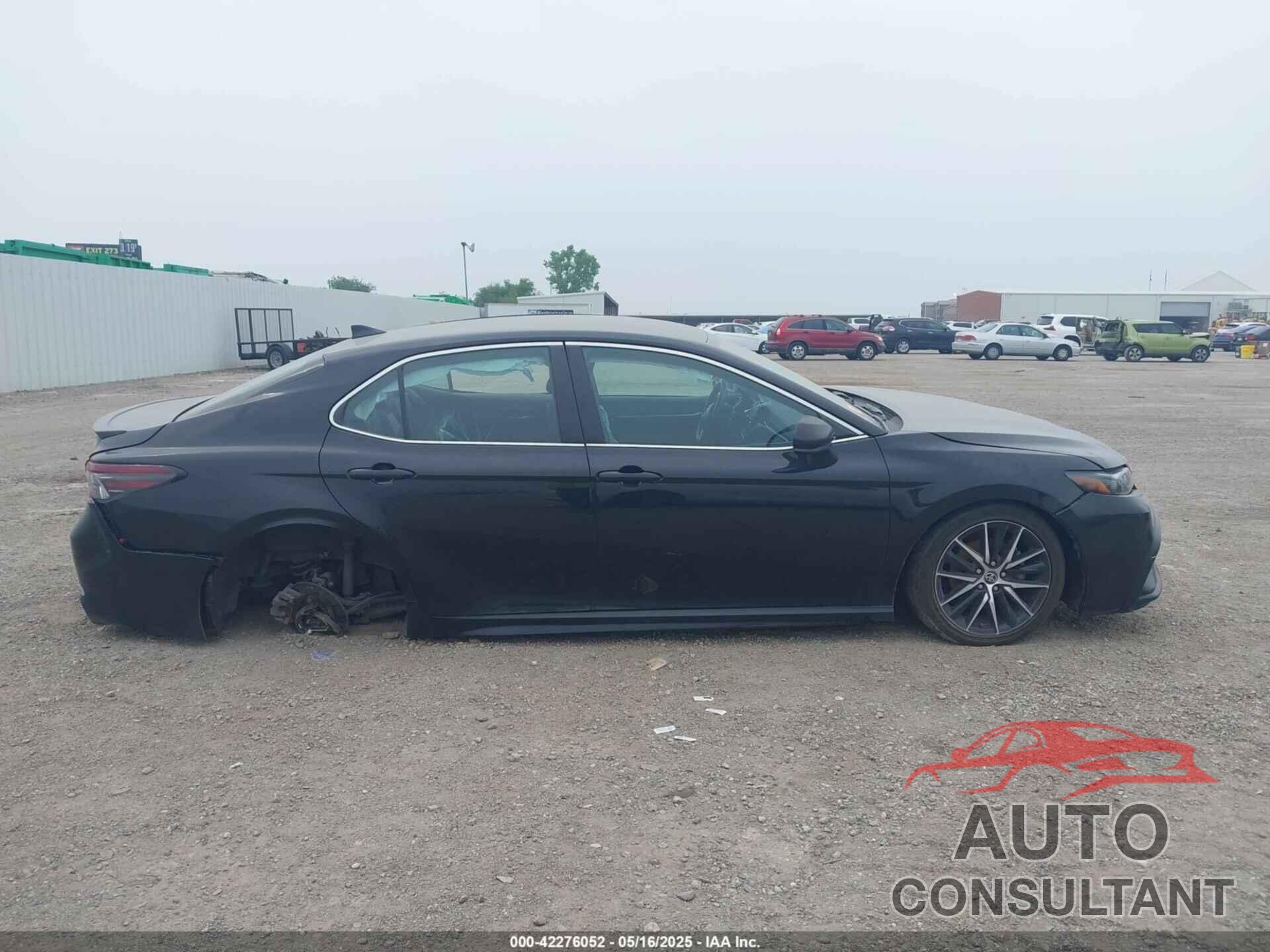 TOYOTA CAMRY 2021 - 4T1G11AK9MU473519