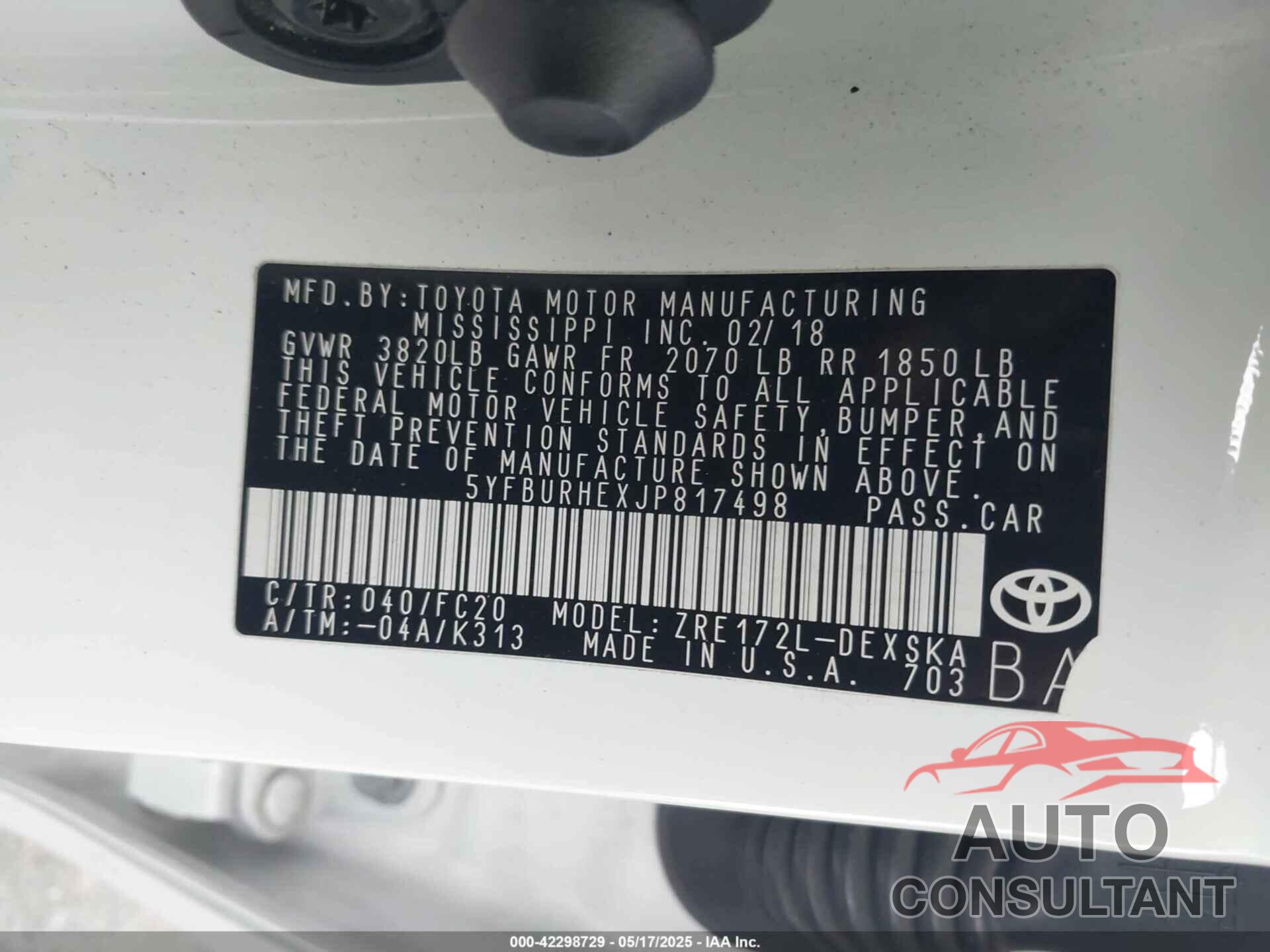 TOYOTA COROLLA 2018 - 5YFBURHEXJP817498