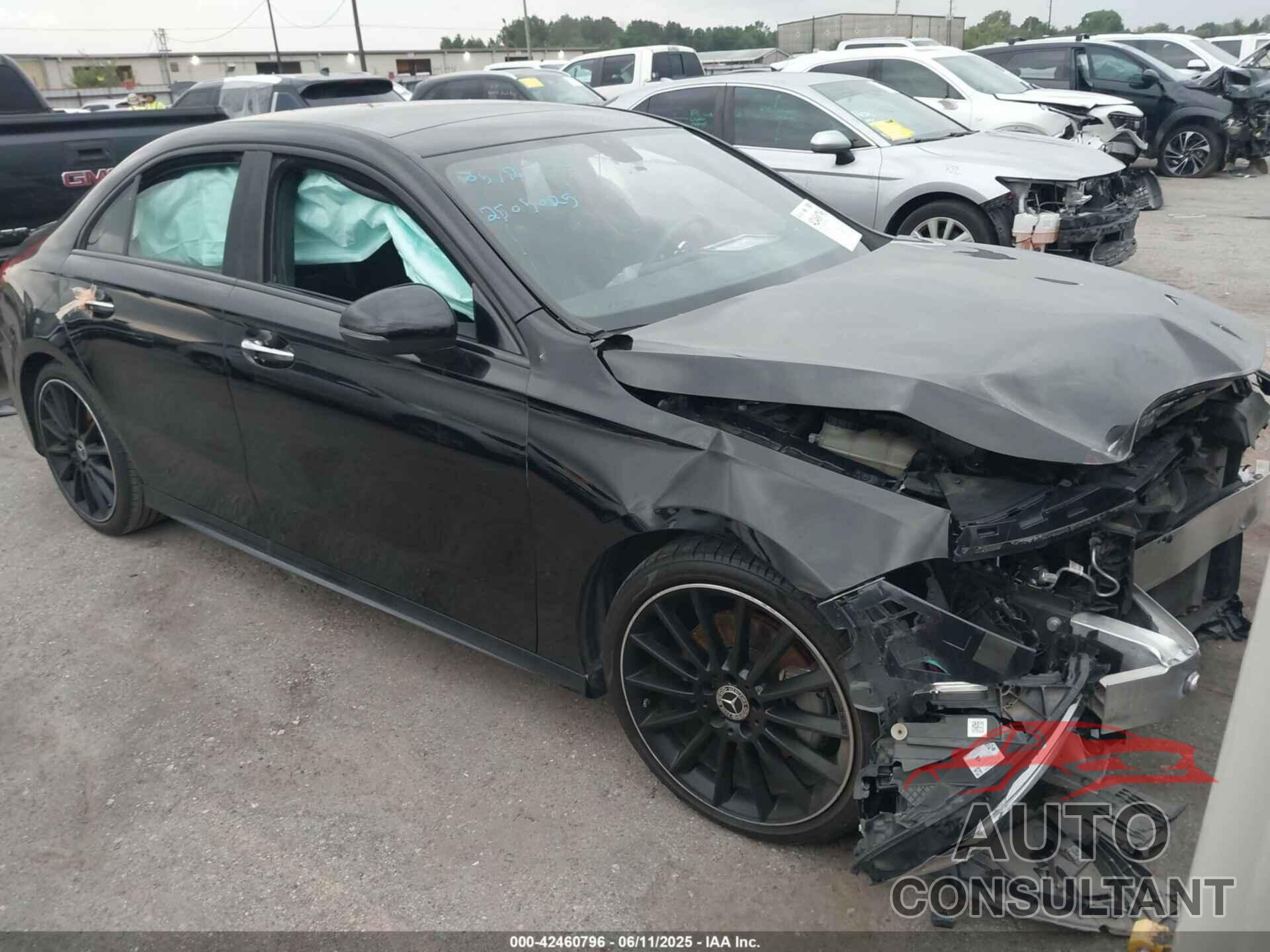 MERCEDES-BENZ A 220 2022 - W1K3G4EB8NJ337680