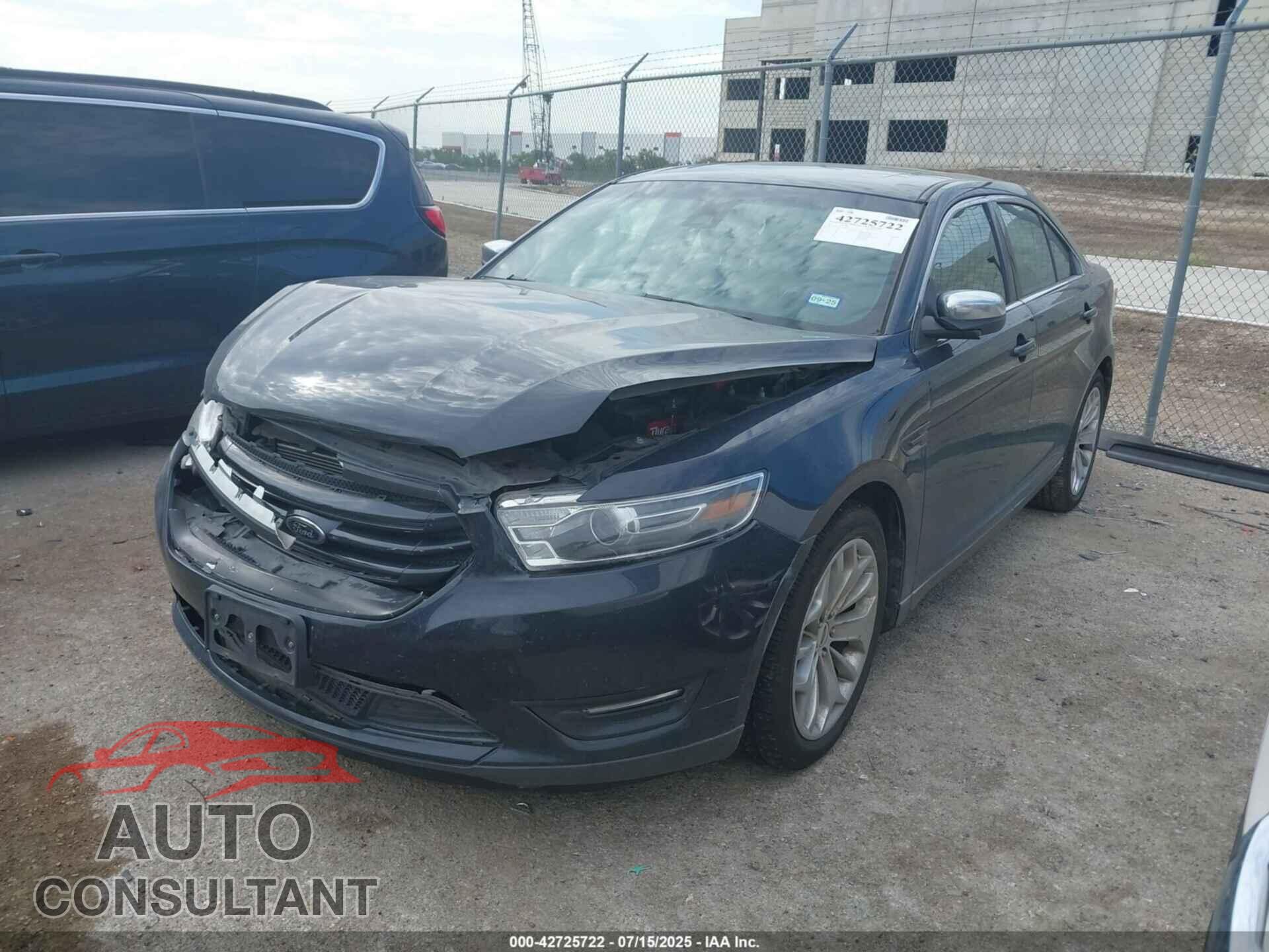 FORD TAURUS 2017 - 1FAHP2F81HG104237