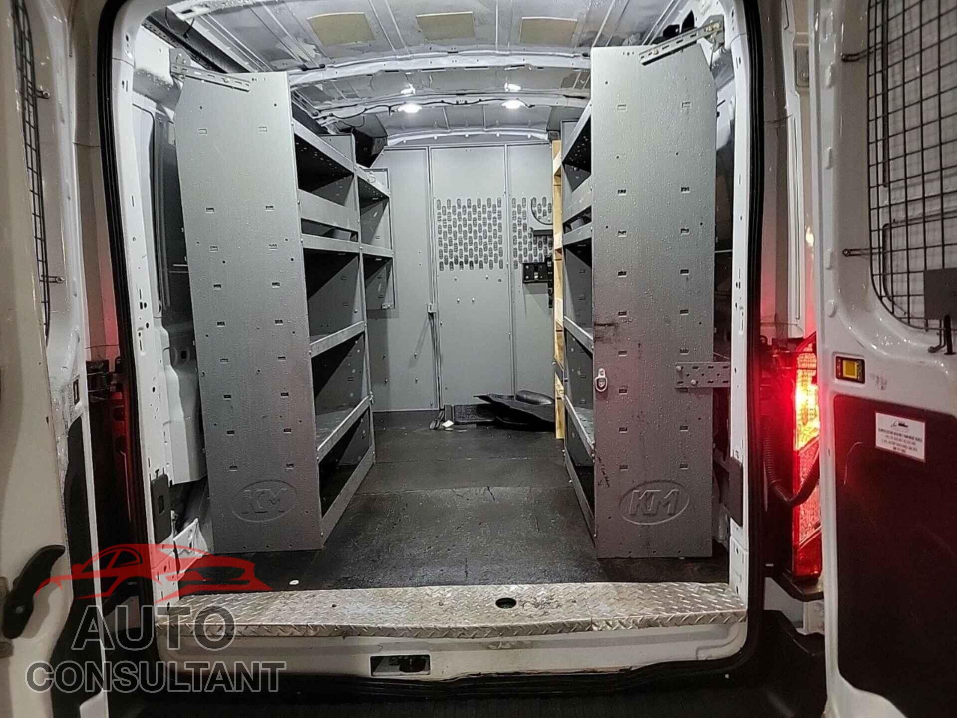 FORD TRANSIT 2021 - 1FTBR2CG0MKB03044