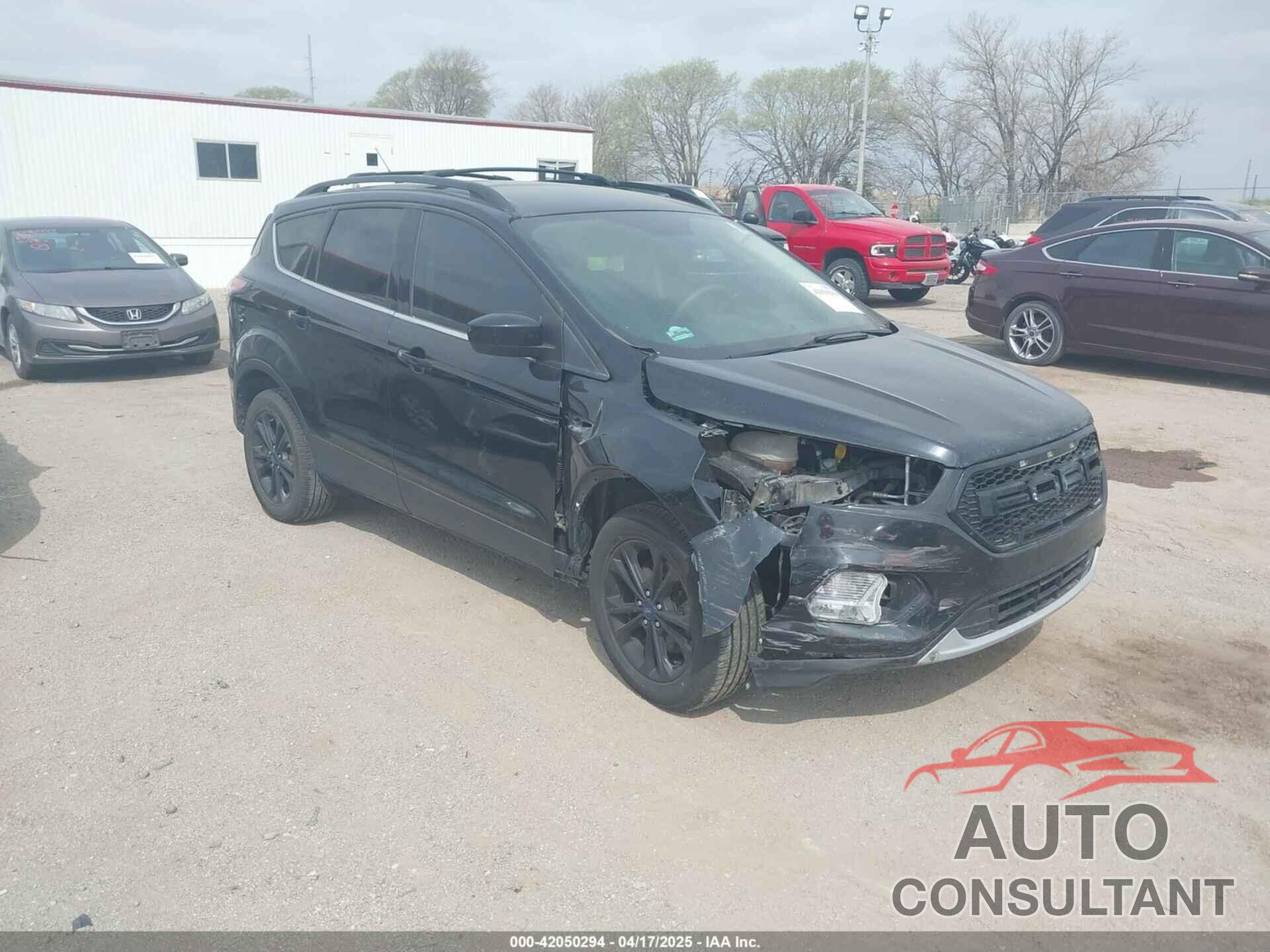 FORD ESCAPE 2017 - 1FMCU9GD5HUB01064