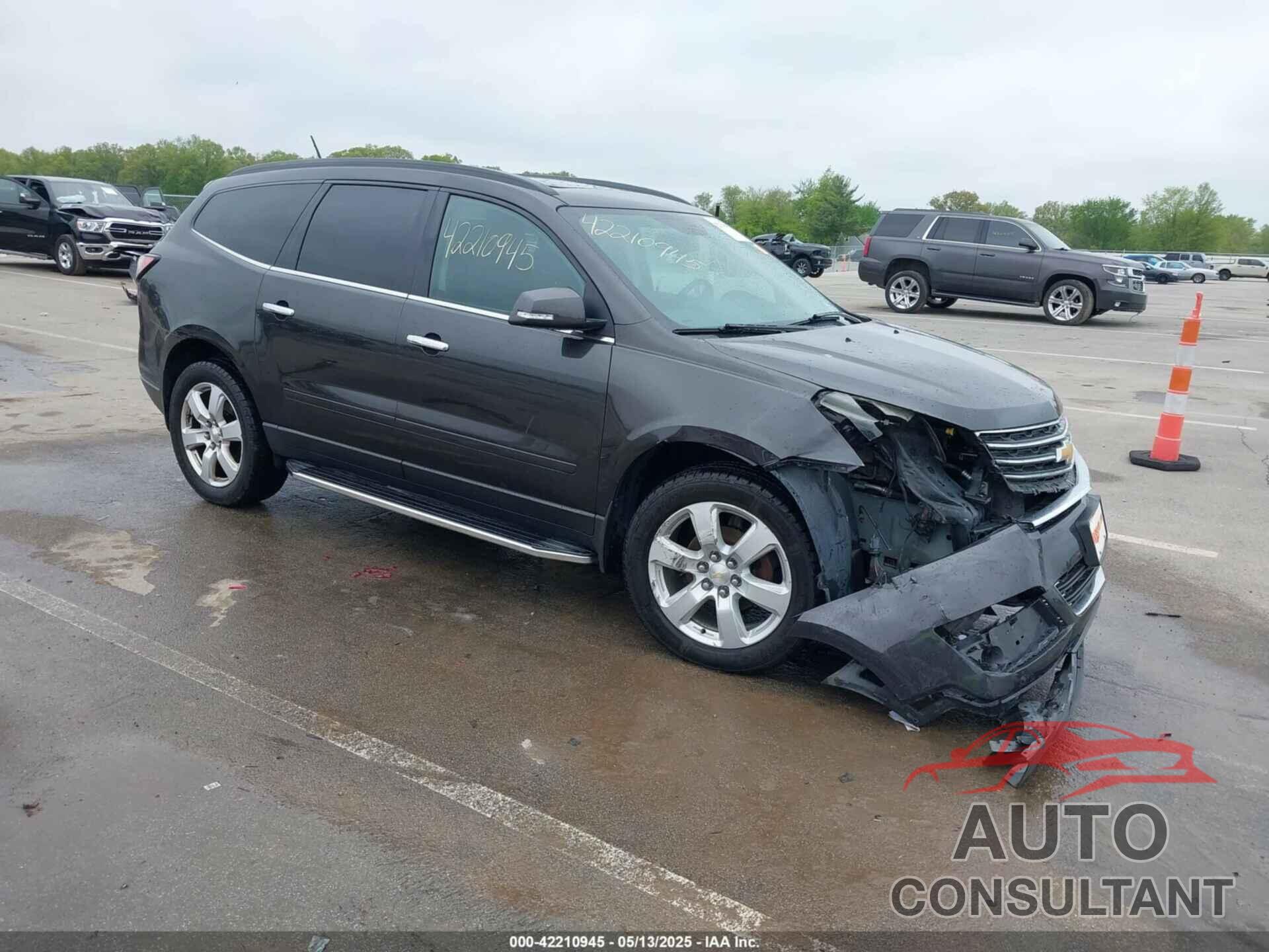 CHEVROLET TRAVERSE 2017 - 1GNKRGKD2HJ198102