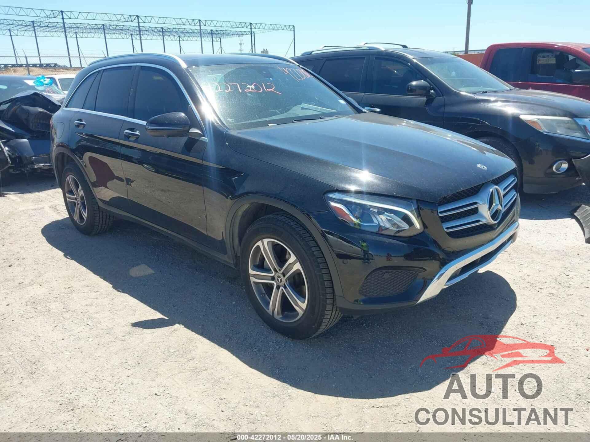 MERCEDES-BENZ GLC 300 2018 - WDC0G4JB5JV021220