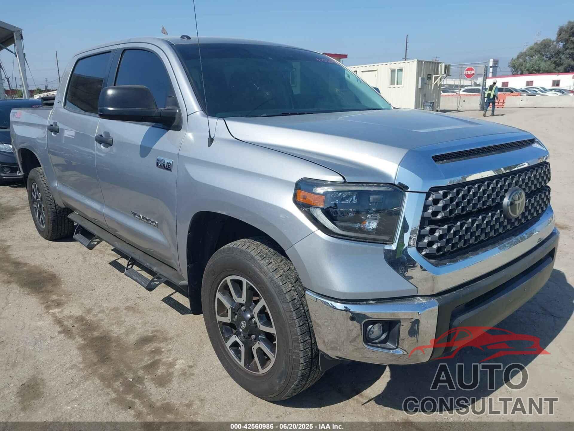 TOYOTA TUNDRA 2019 - 5TFDY5F16KX802781