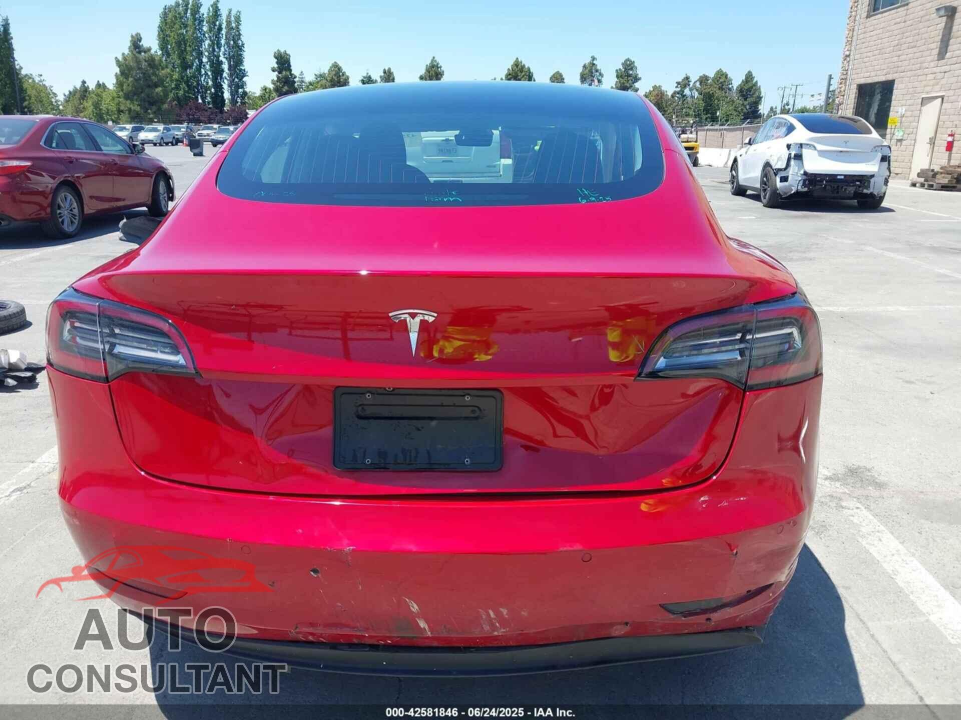 TESLA MODEL 3 2020 - 5YJ3E1EA1LF645834