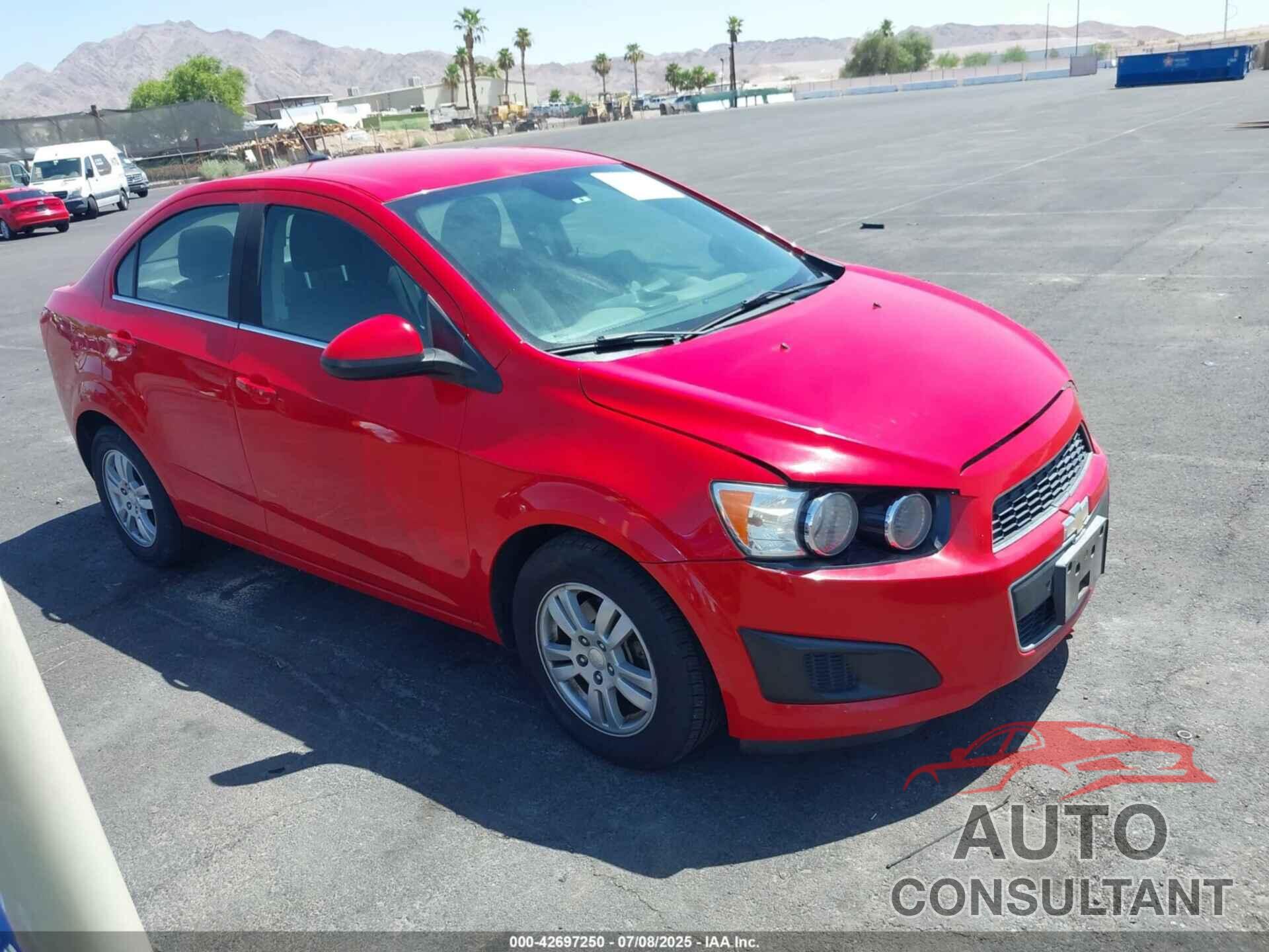 CHEVROLET SONIC 2013 - 1G1JC5SH4D4229798