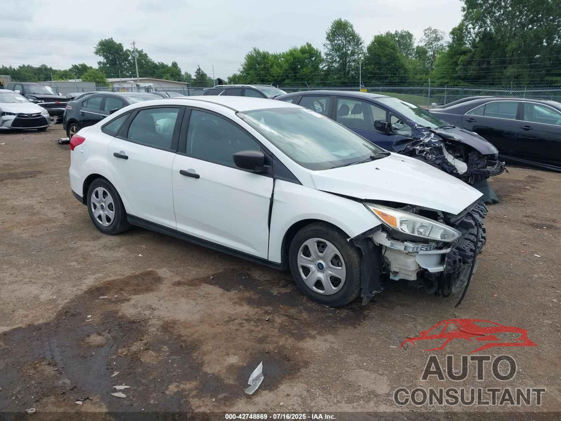 FORD FOCUS 2016 - 1FADP3E22GL336112