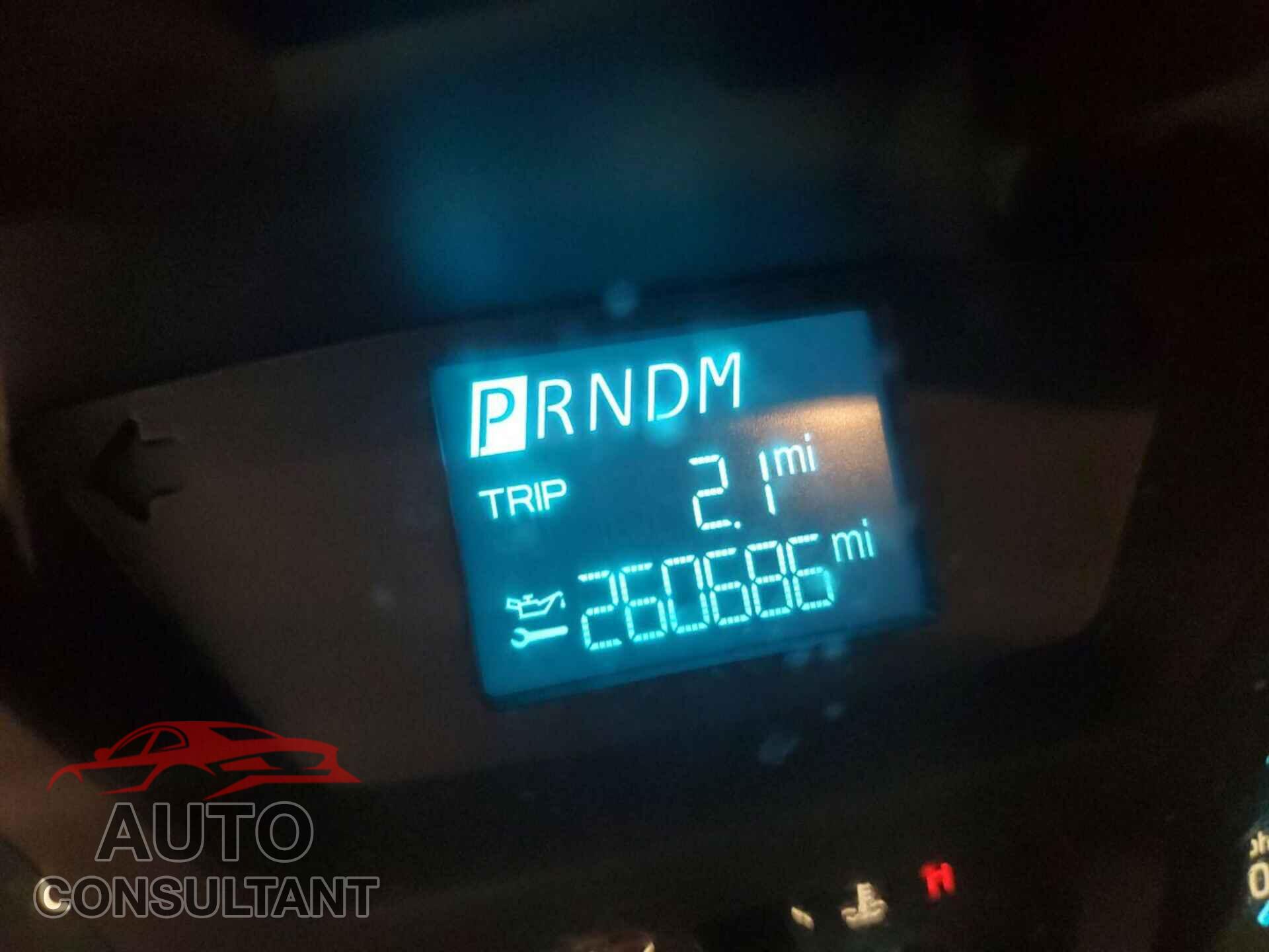 FORD TRANSIT 2015 - 1FTNE1YM5FKB01049