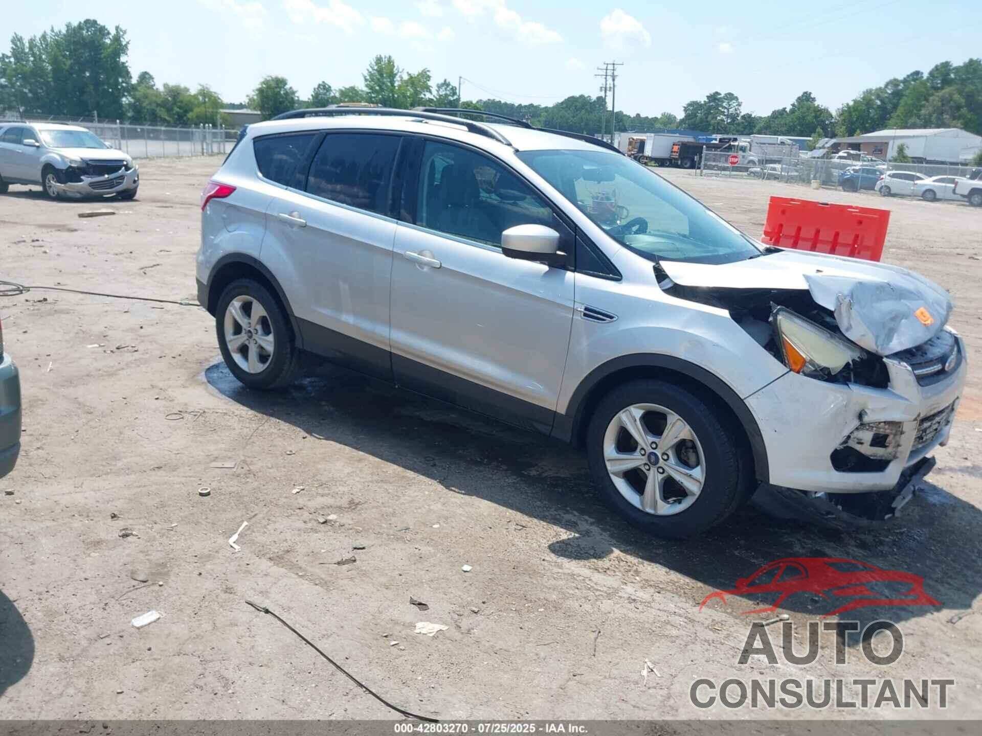 FORD ESCAPE 2015 - 1FMCU0GX0FUA15115