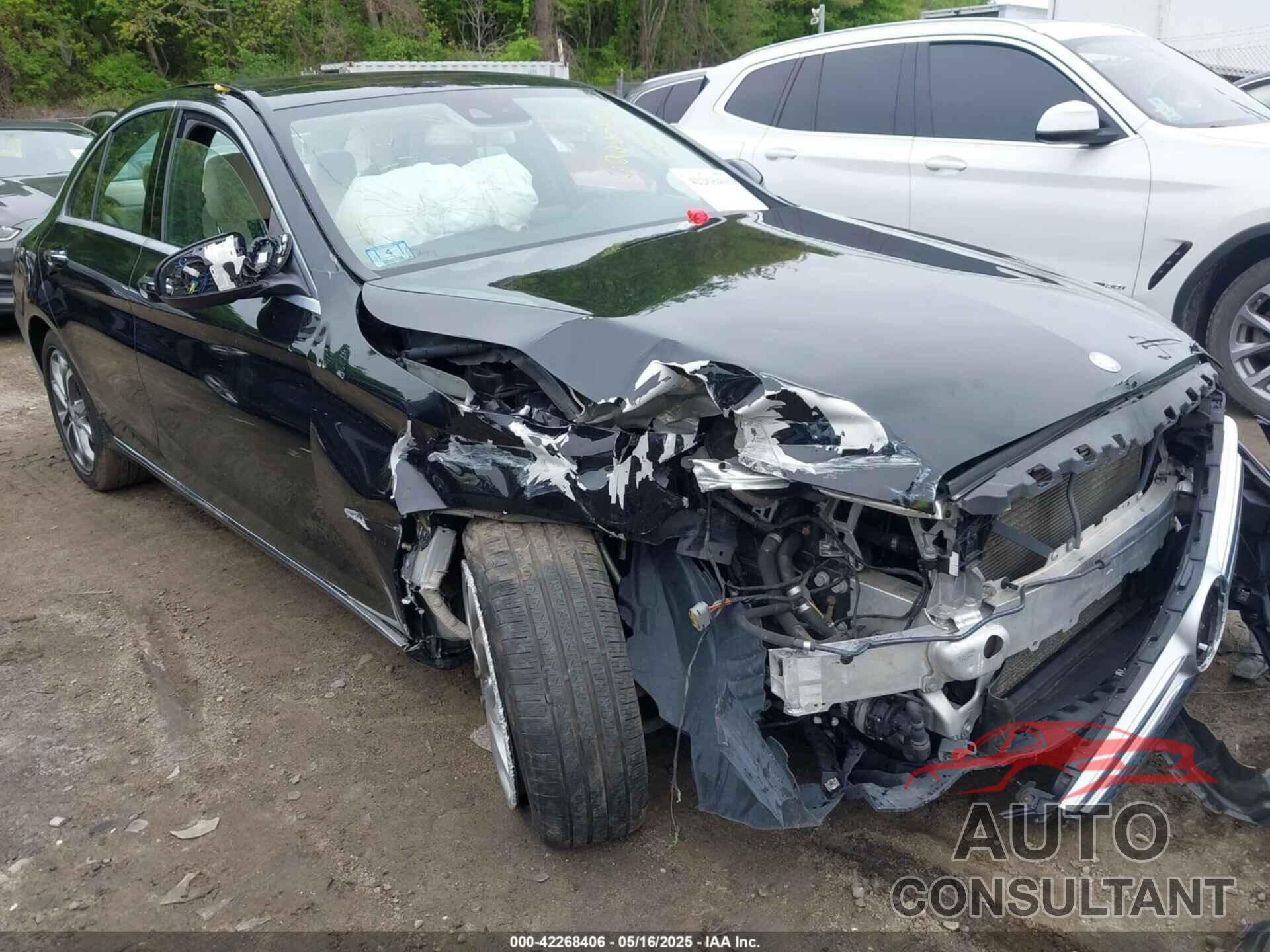 MERCEDES-BENZ C 300 2016 - 55SWF4KB8GU147398
