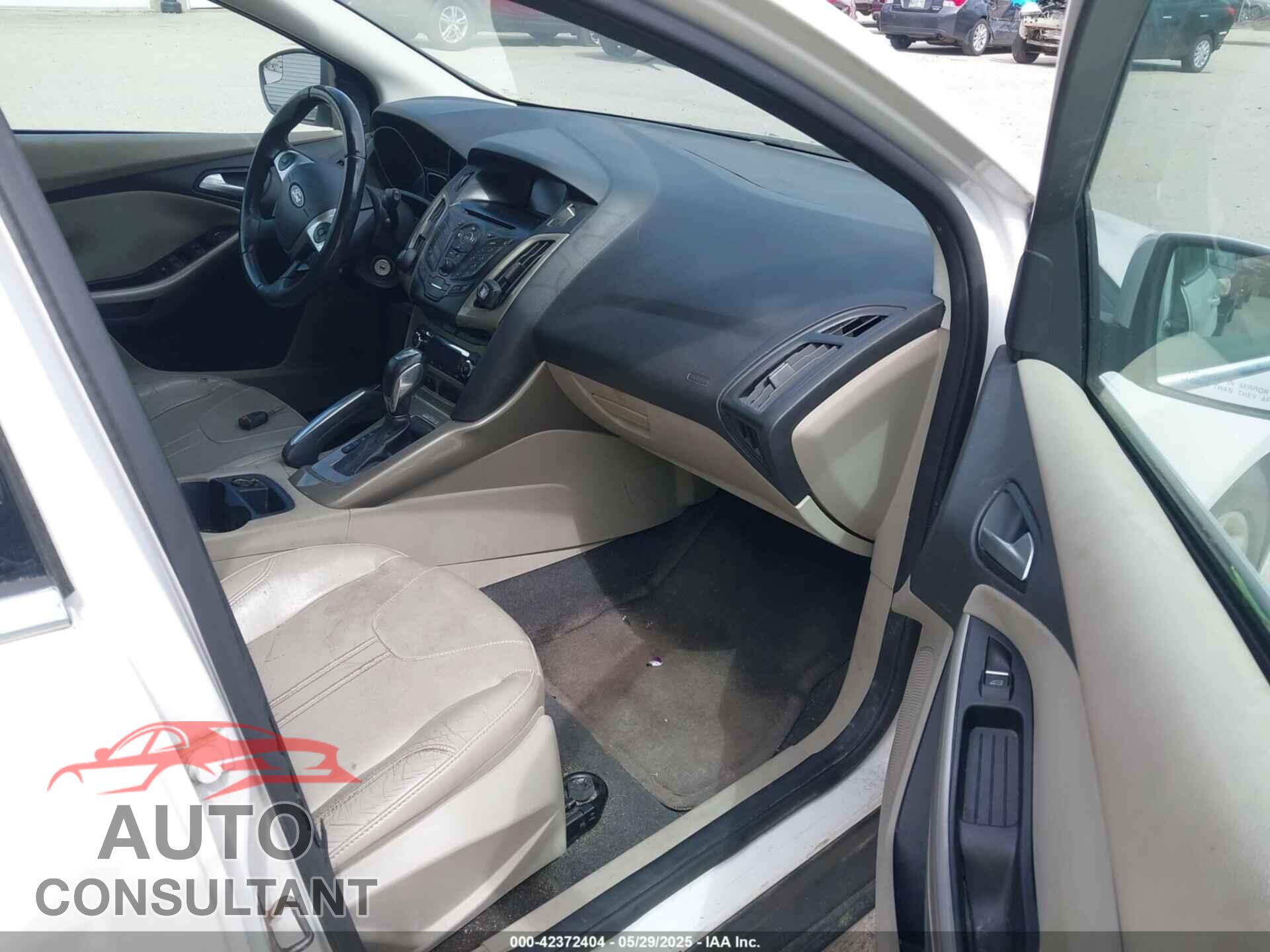 FORD FOCUS 2012 - 1FAHP3M27CL353002