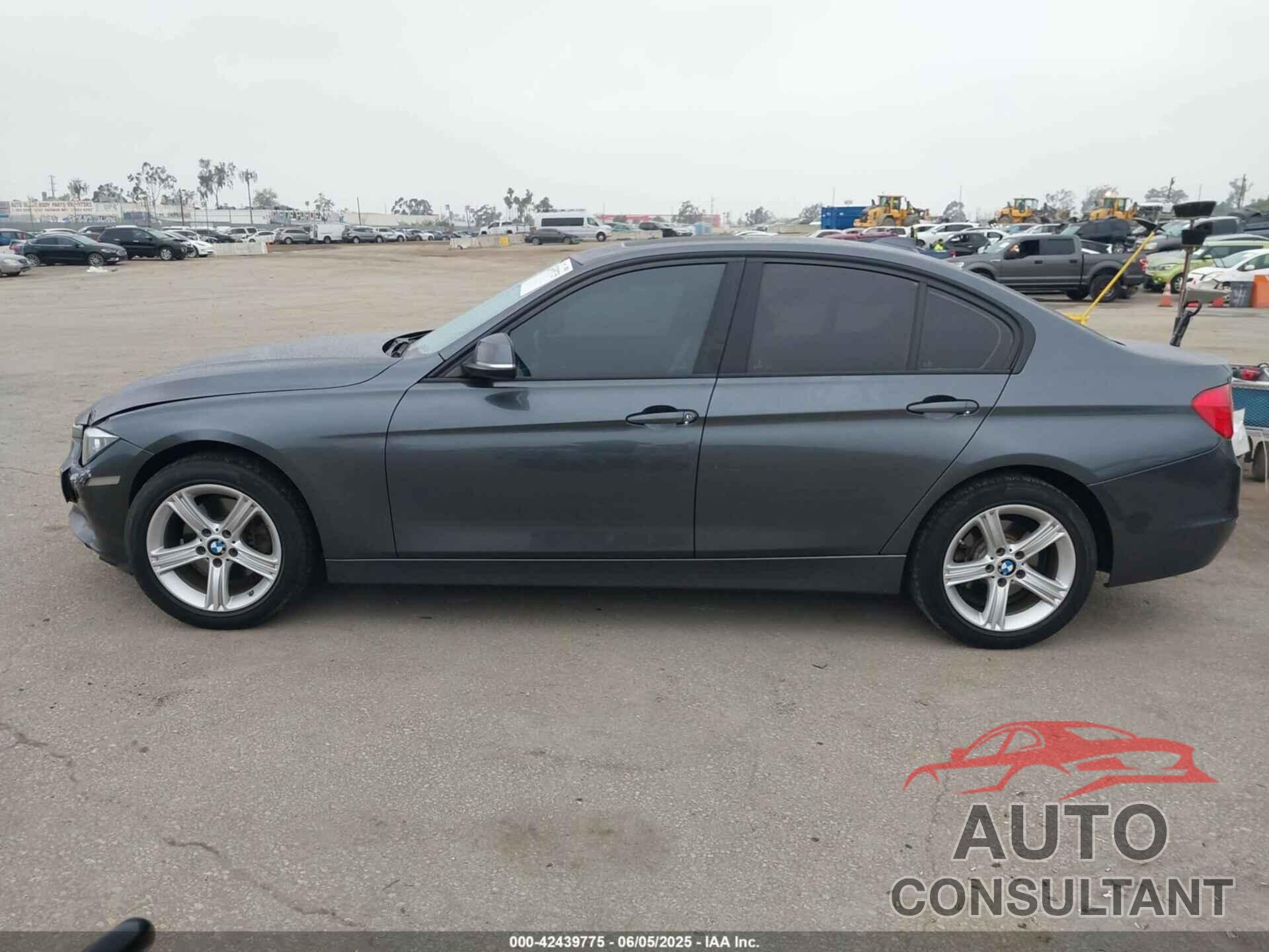 BMW 328I 2015 - WBA3C1C5XFK123459
