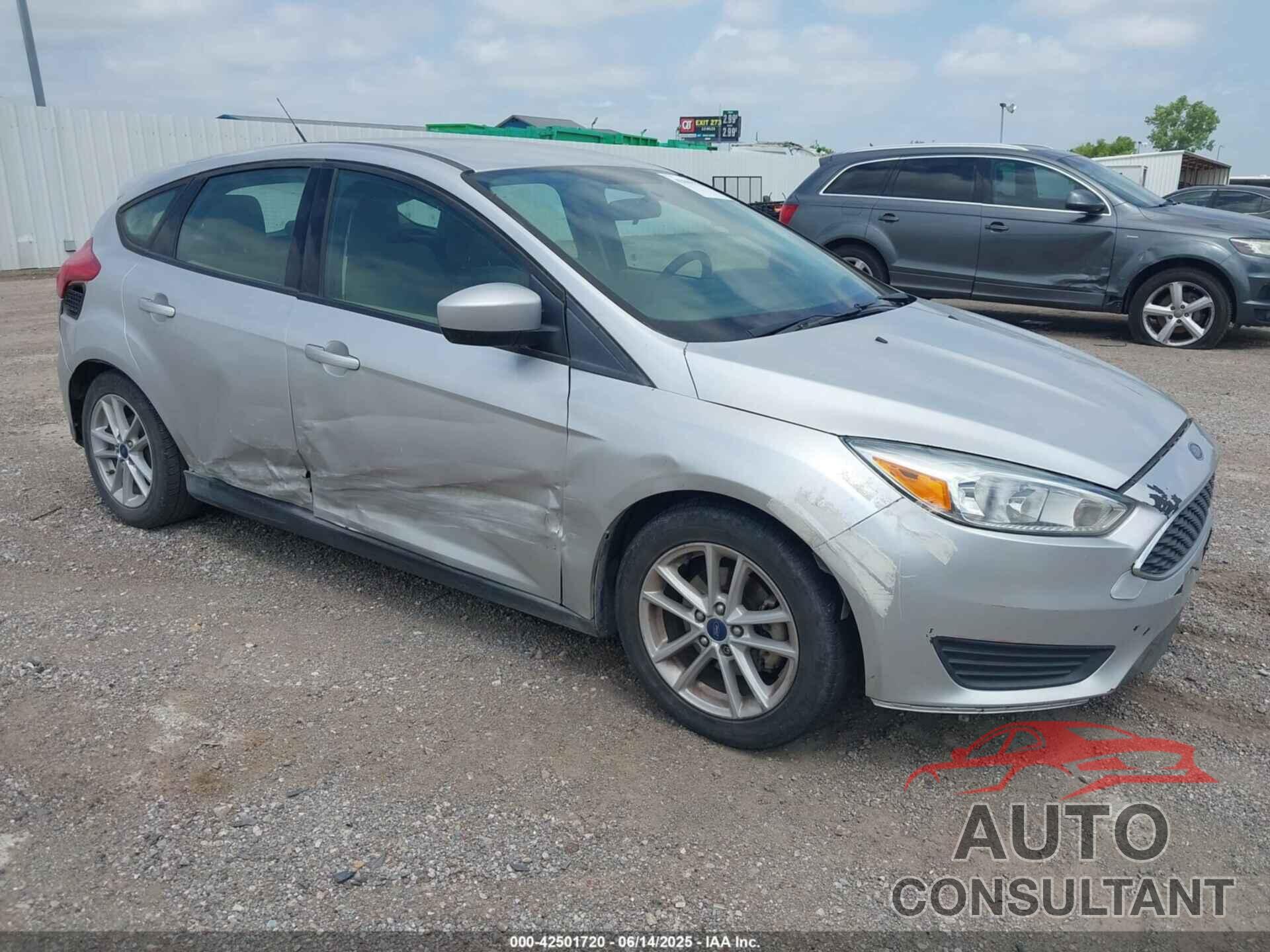 FORD FOCUS 2018 - 1FADP3K21JL279932