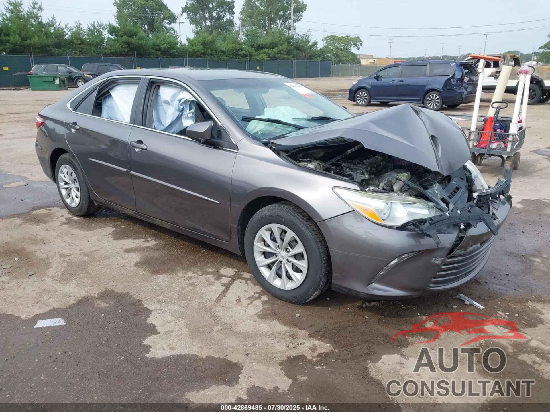 TOYOTA CAMRY 2016 - 4T4BF1FK3GR562212